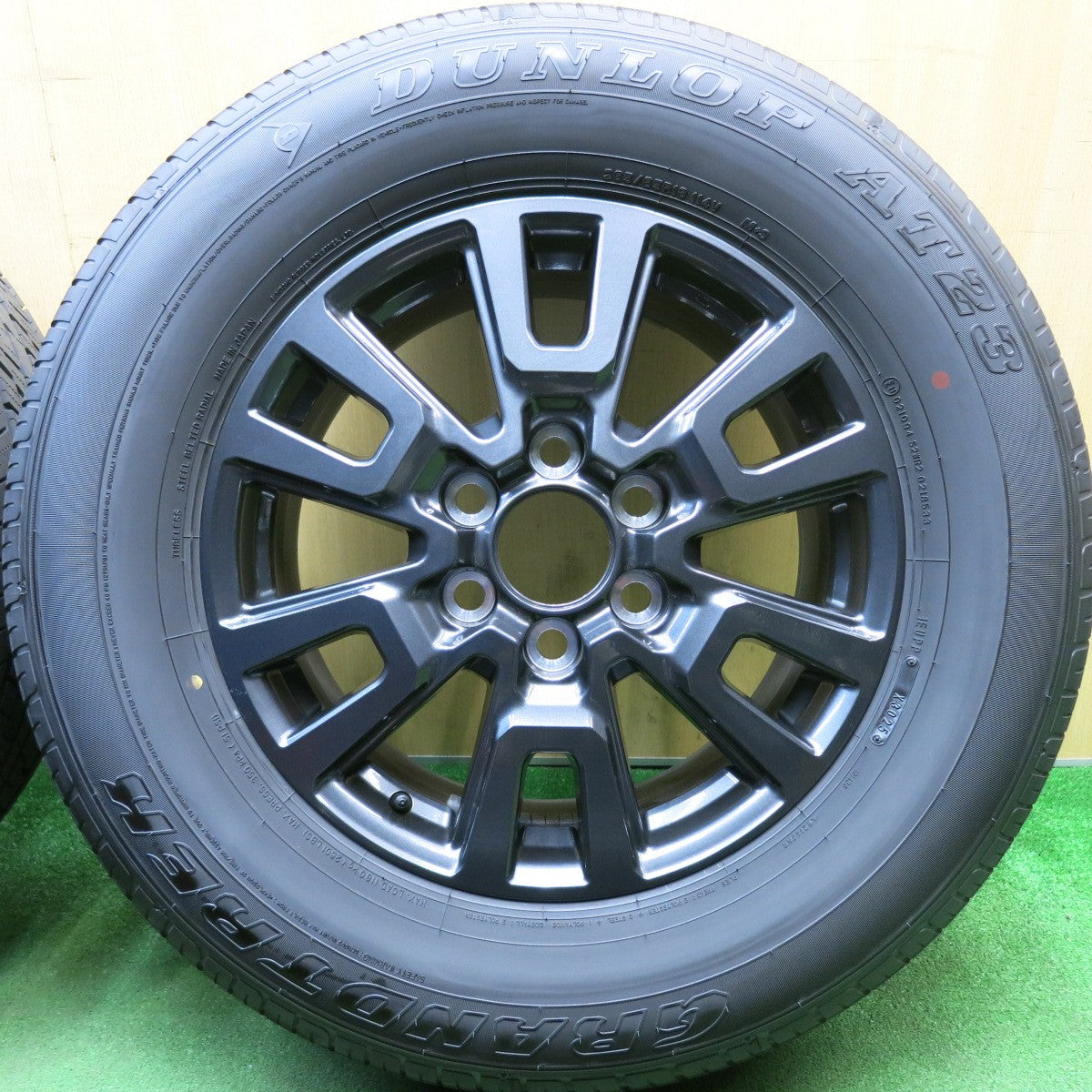 新車外し！25年★トヨタ ランクル 250 VX 純正 265/65R18 ダンロップ AT23 グラントレック 18インチ PCD139.7/6H★6042311HAノ