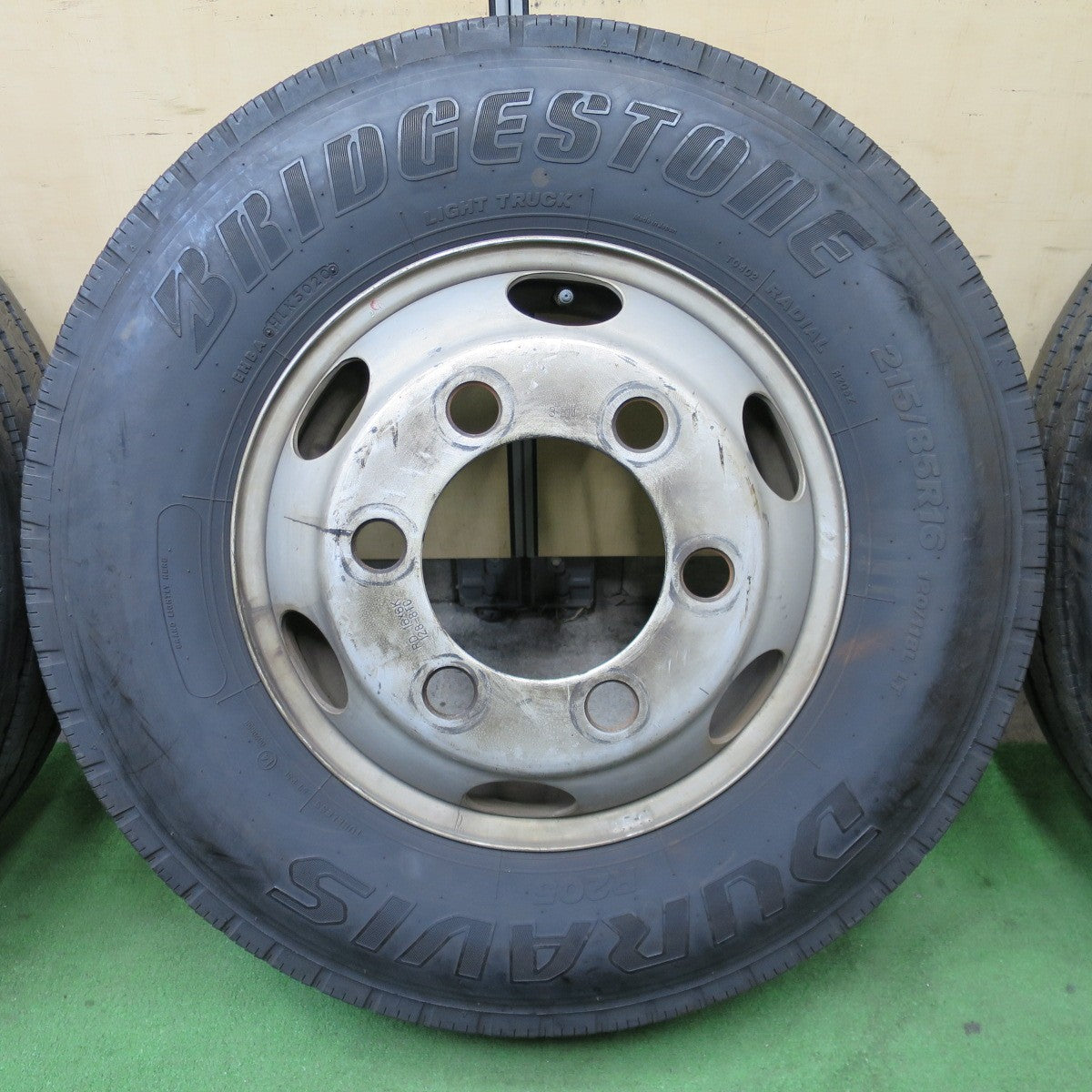 バリ溝！8.5分！6本★トラック タイヤ 215/85R16 120/118L ブリヂストン デュラビス R205 TOPY スチール 128-8TC DURAVIS 16インチ PCD222.25/6H★6021801ナノ