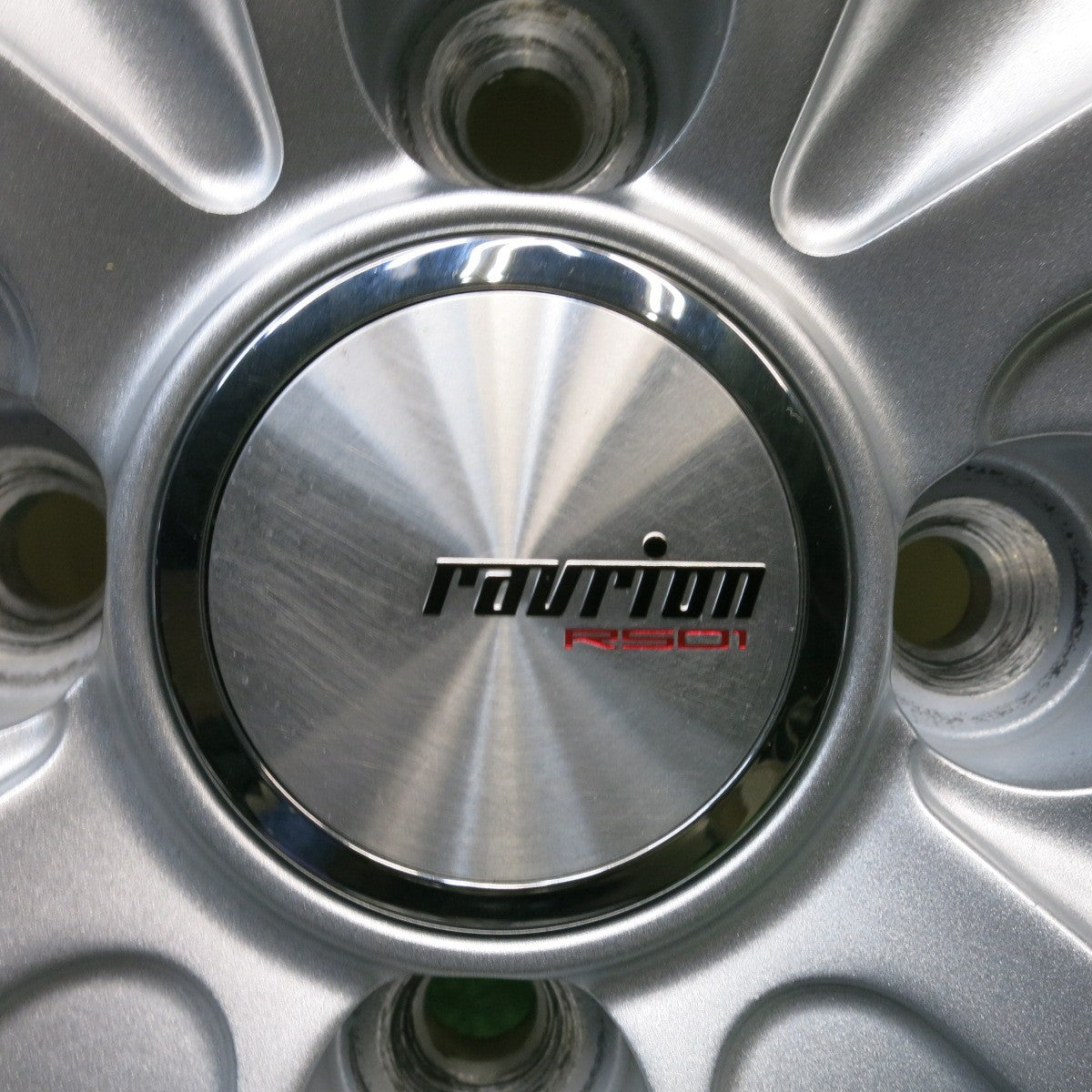 バリ溝！キレイ！9.5分★スタッドレス 195/65R16 グッドイヤー アイスナビ7 ravrion RS01 ラブリオン 16インチ PCD100/4H★6032906HAス