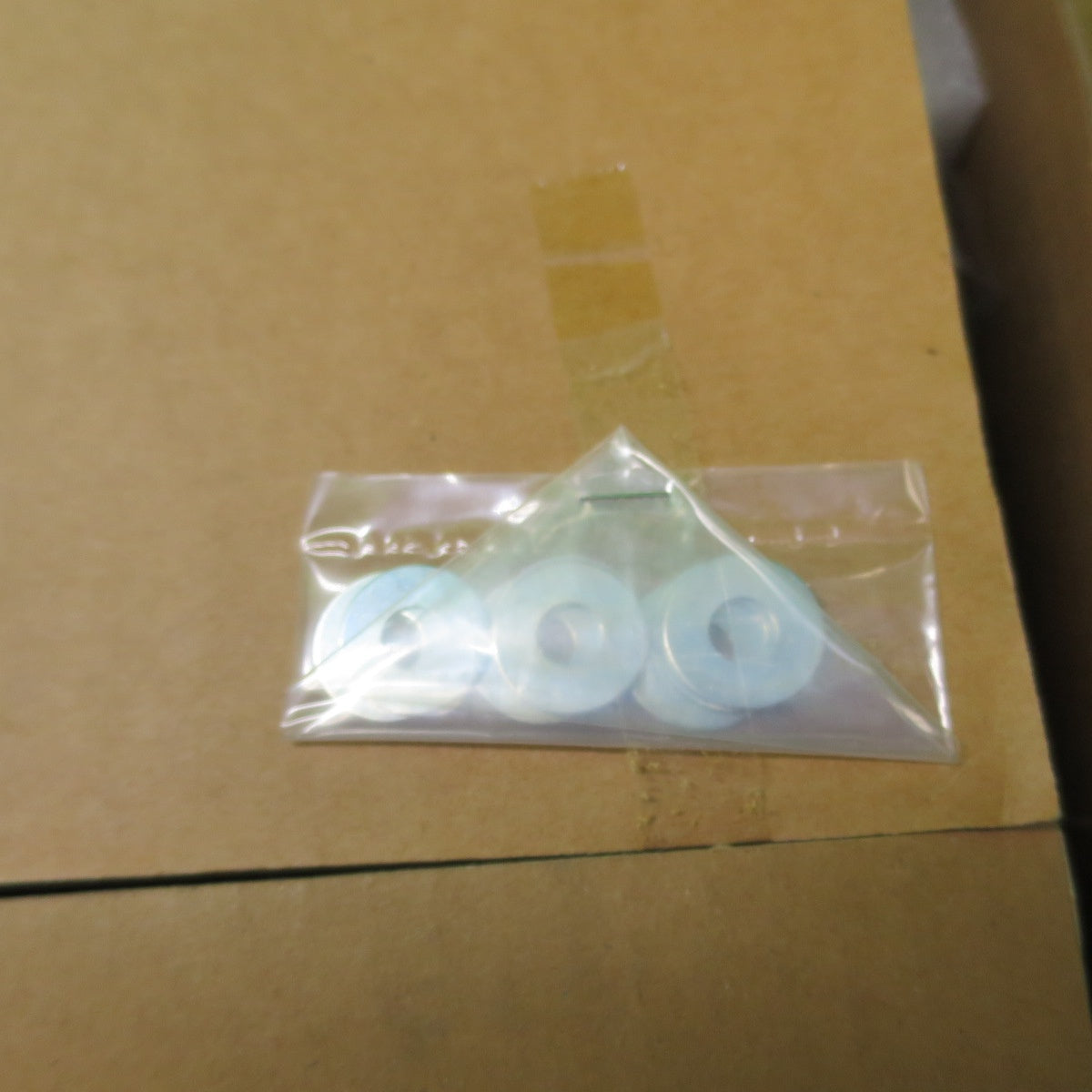 [送料無料] 左右セット☆200系 ハイエース 1～6型 LED テールランプ 415COBRA CB-LSP-R002 ライトセーバー プレステージ ダークレッド テールライト 現状品☆