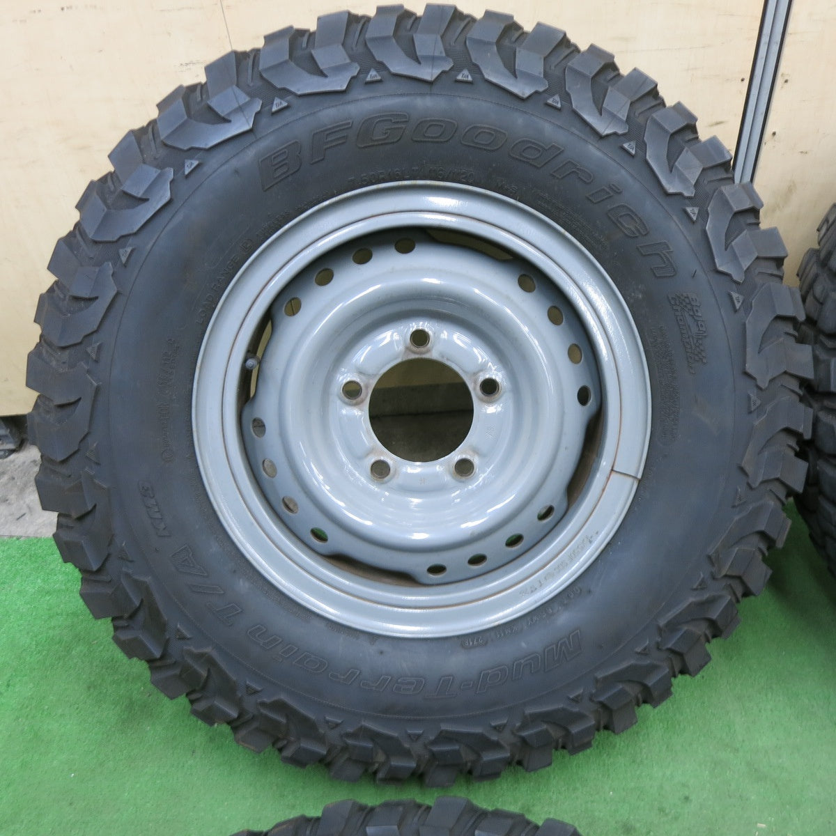 バリ溝！9.5分★トヨタ ランクル 70 純正 スチール 復刻版 7.50R16L 116/112Q BFグッドリッチ Mud-Terrain T/A KM3 16インチ PCD150/5H★6012803ナノ