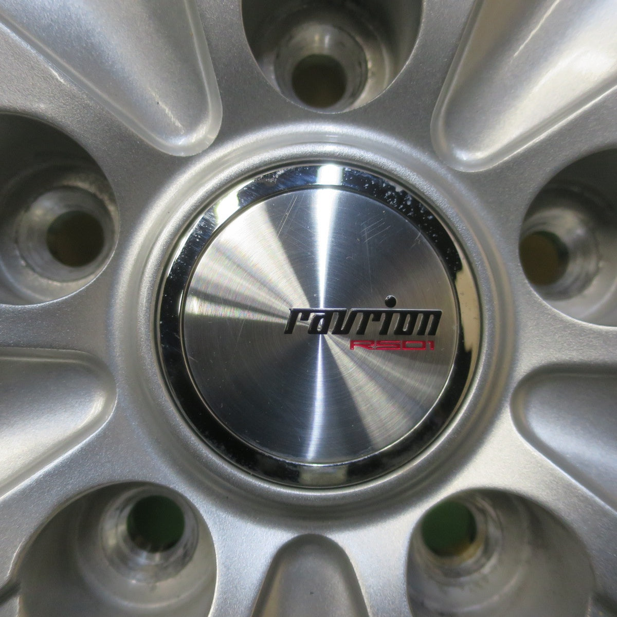 バリ溝！23年！キレイ！9.5分◎スタッドレス 215/60R16 ヨコハマ アイスガード iG60 ravrion RS01 ラブリオン 16インチ PCD114.3/5H◎6093001イス