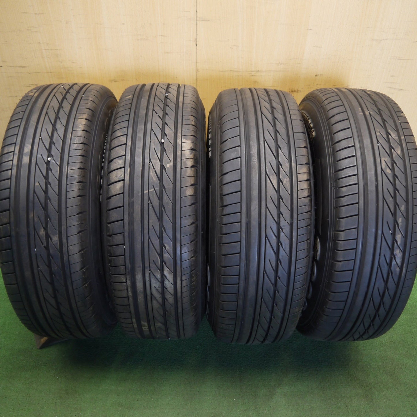 バリ溝！キレイ！9.5分◎215/65R16 109/107R グッドイヤー イーグル #1 ナスカー DAYTONA デイトナ スチール 16インチ PCD139.7/6H◎6061502Hノ