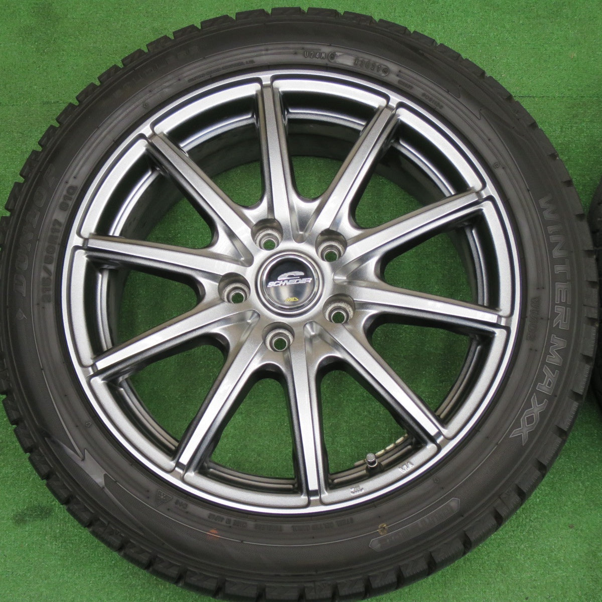 バリ溝！キレイ！9.5分★スタッドレス 215/50R17 ダンロップ ウインターマックス WM02 SCHNEIDER シュナイダー 17インチ PCD114.3/5H★6041210NKス