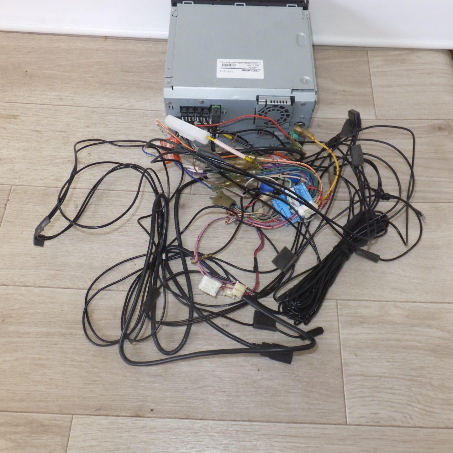 [送料無料] ★富士通テン イクリプス ECLIPSE メモリーナビゲーション AVN-V01[73]★