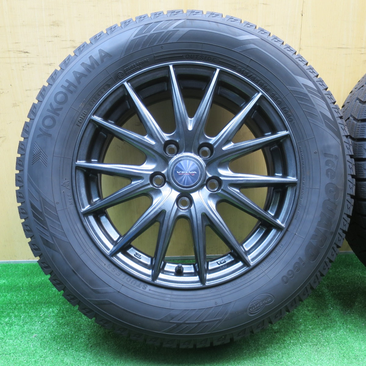バリ溝！23年！キレイ！9.5分★スタッドレス 215/65R16 ヨコハマ アイスガード iG60 VELVA SPORTZ ヴェルヴァ 16インチ PCD114.3/5H★5110903NJス