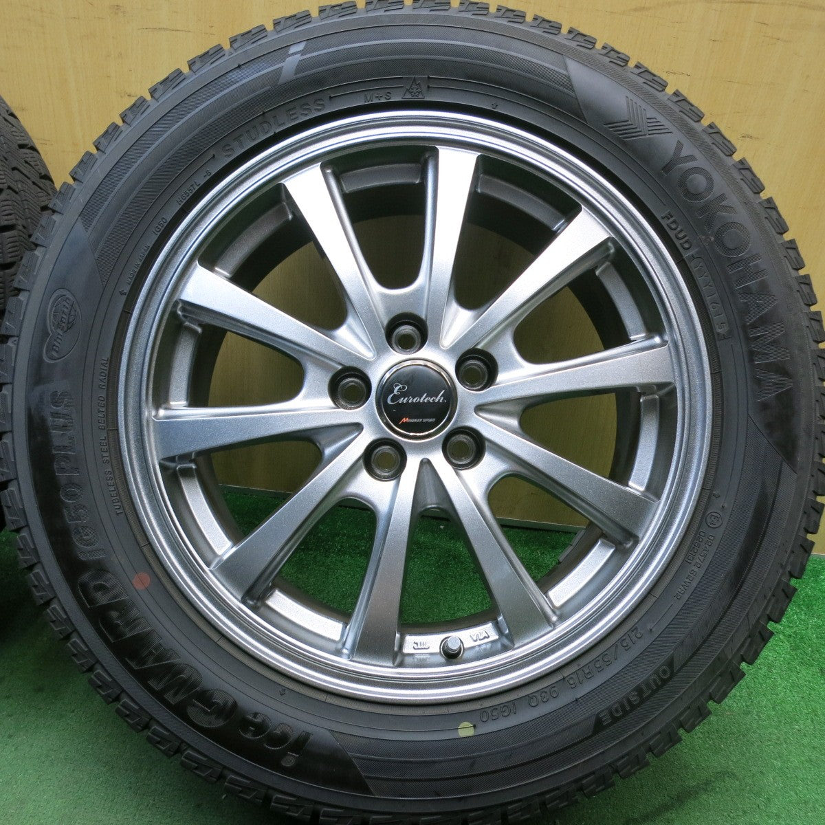 バリ溝！キレイ！9.5分★フォレスター 等 215/55R16 スタッドレス ヨコハマ アイスガード iG50 プラス Eurotech MANARAY SPORT マナレイ 16インチ PCD100/5H★5082404HAス
