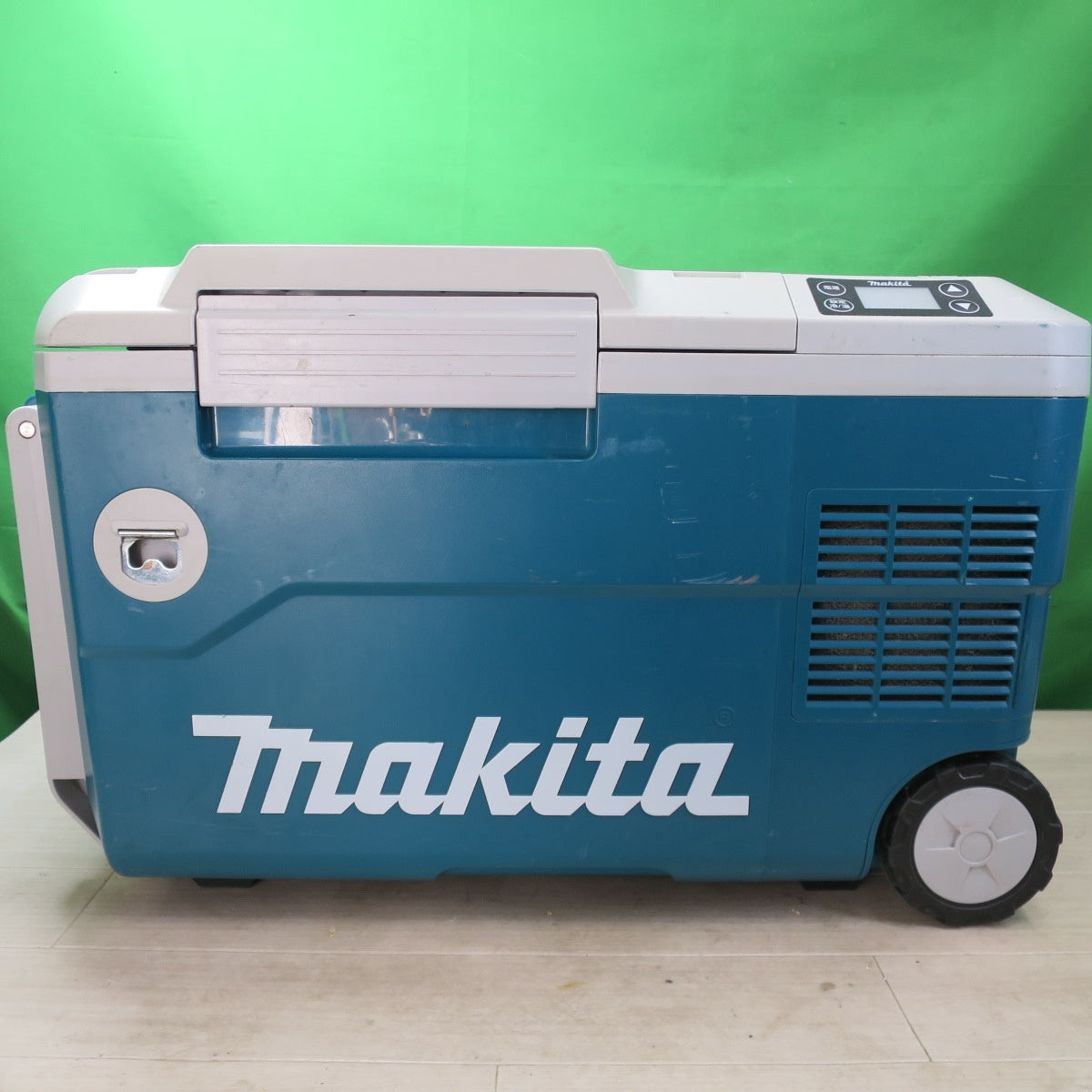 [送料無料] ☆マキタ 充電式 保冷温庫 CW180D 20L makita クーラーボックス アウトドア レジャー☆