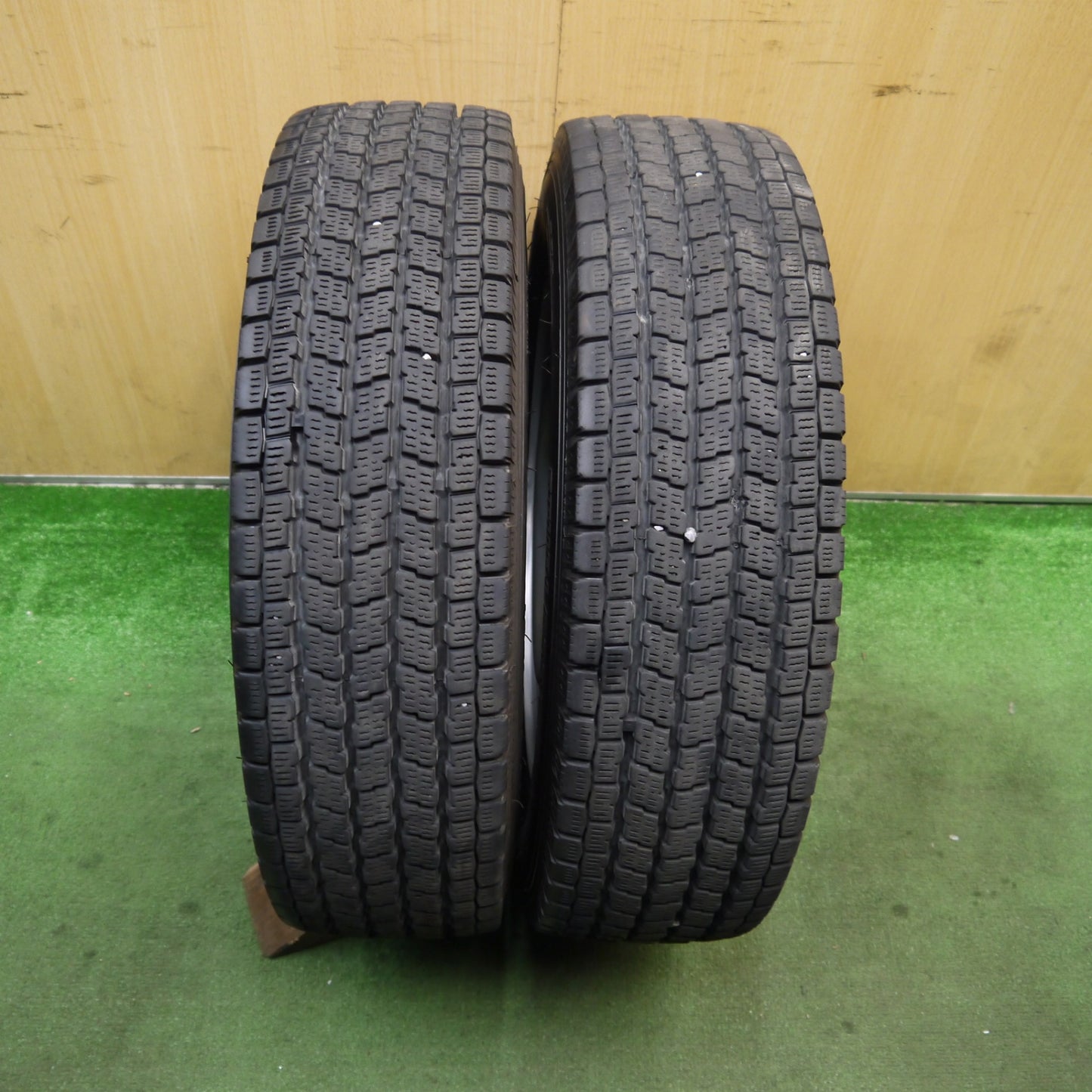 バリ溝！22年！キレイ！9.5分！2本★スタッドレス 175/75R15 ヨコハマ アイスガード iG91 スチール 15インチ PCD139.7/6H★5082603Hス