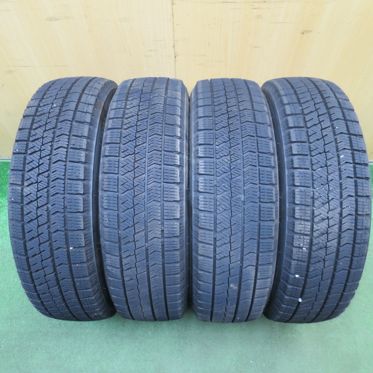 バリ溝！23年！9.5分以上★スタッドレス 155/65R14 ブリヂストン ブリザック VRX2 BW Sport BWスポーツ 14インチ PCD100/4H★6031803NJス