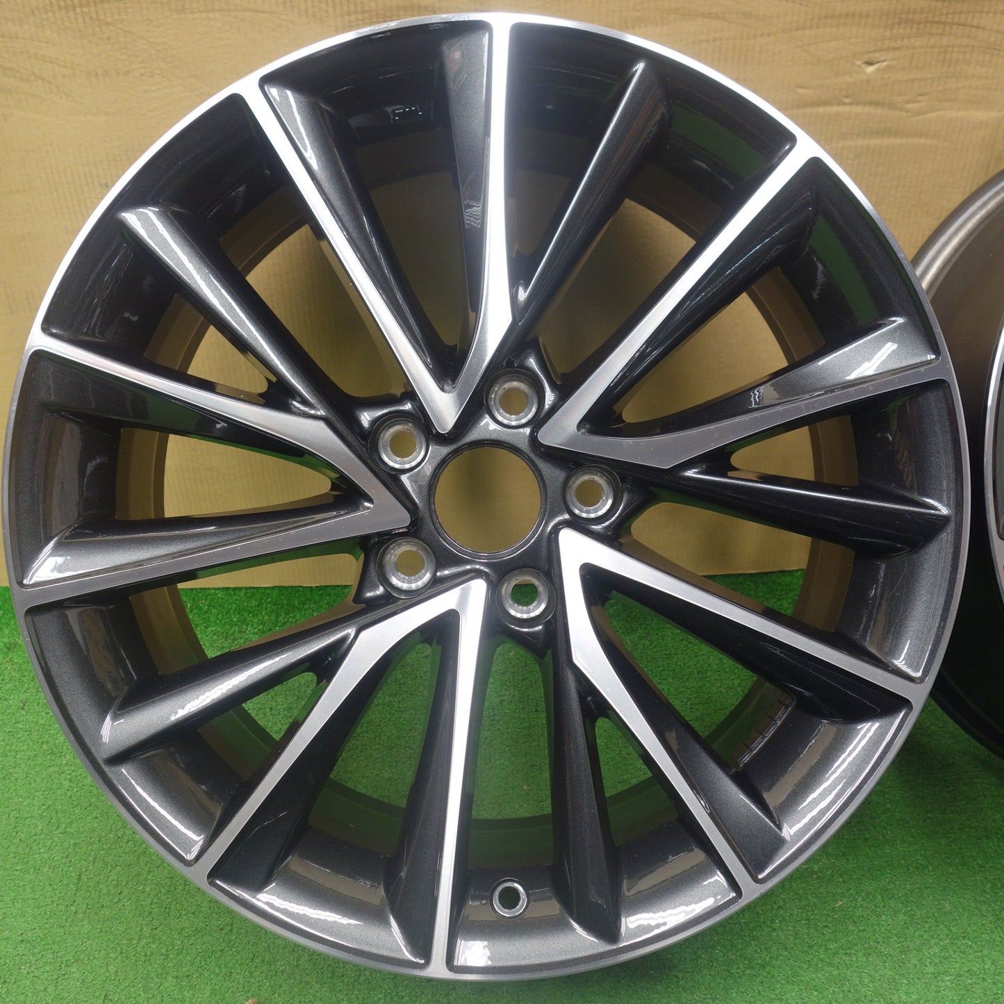 新車外し★レクサス 20系 NX 純正 ホイール 18インチ 18×7.5J PCD114.3/5H★6062901KTホ