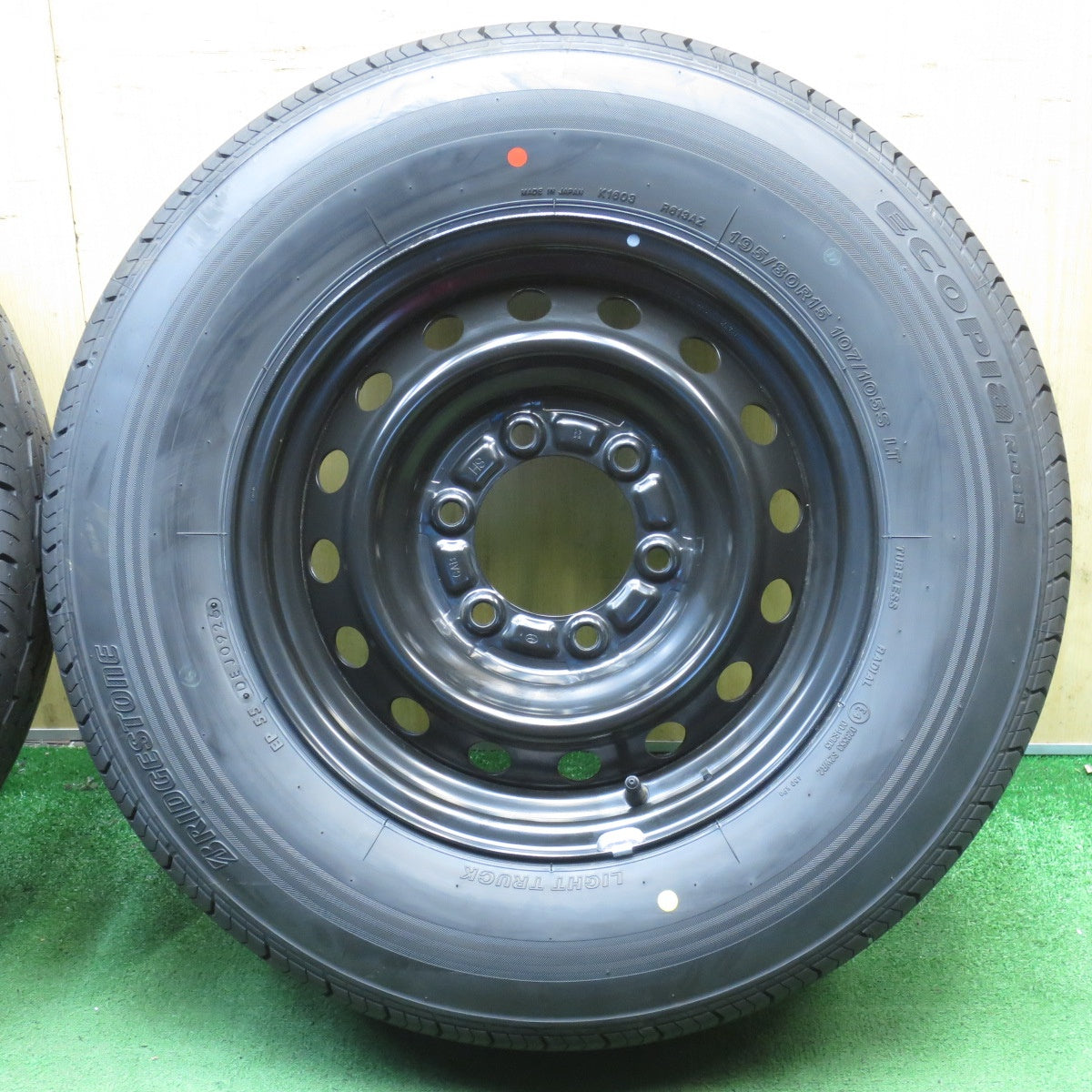 新車外し！26年◎トヨタ ハイエース 純正 スチール 195/80R15 107/105S ブリヂストン エコピア RD613 15インチ PCD139.7/6H◎6091912NJノ