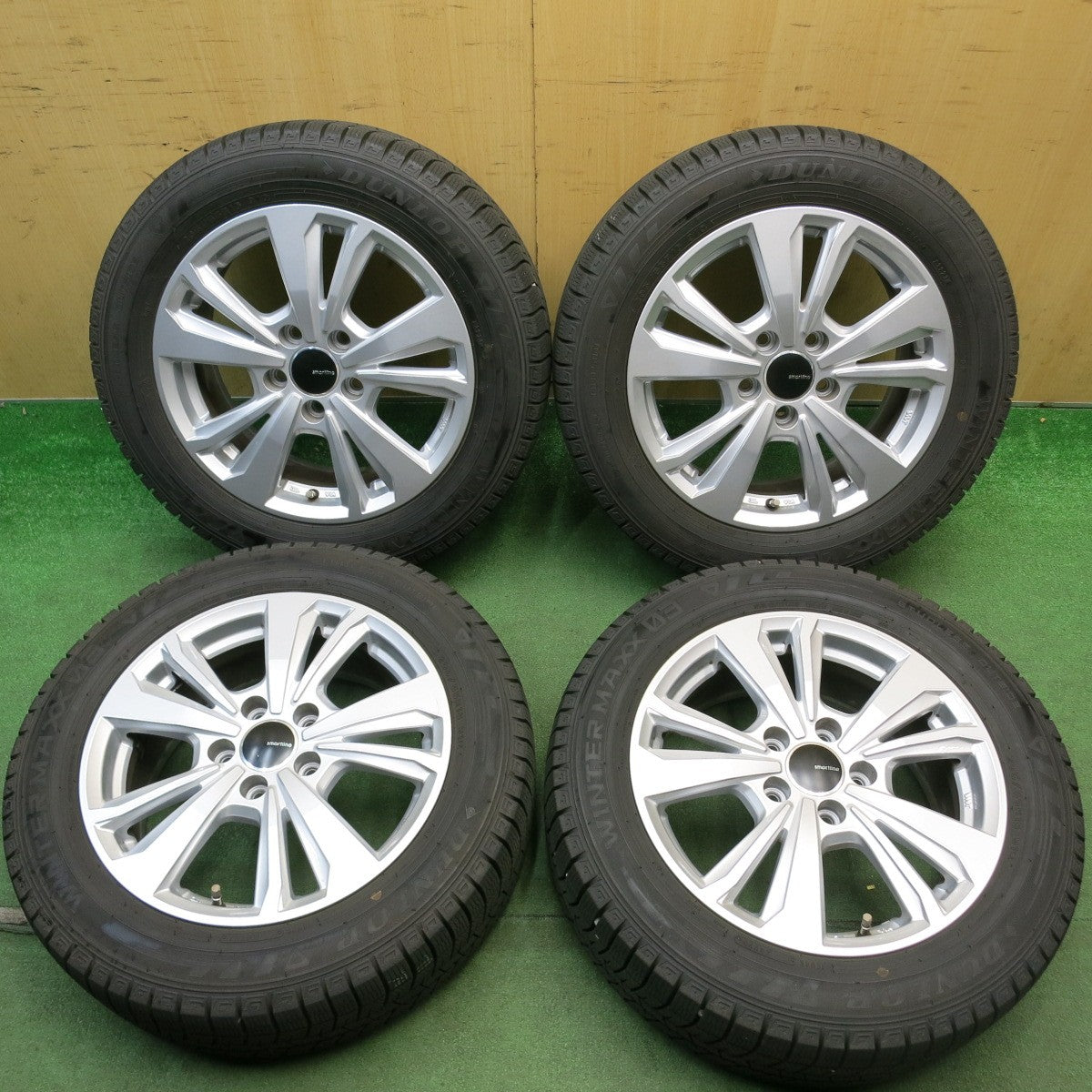 バリ溝！23年！キレイ！9分★アウディ 等 smartline 365 205/55R16 スタッドレス ダンロップ ウインターマックス 03 スマートライン 16インチ PCD112/5H★6053008HAス