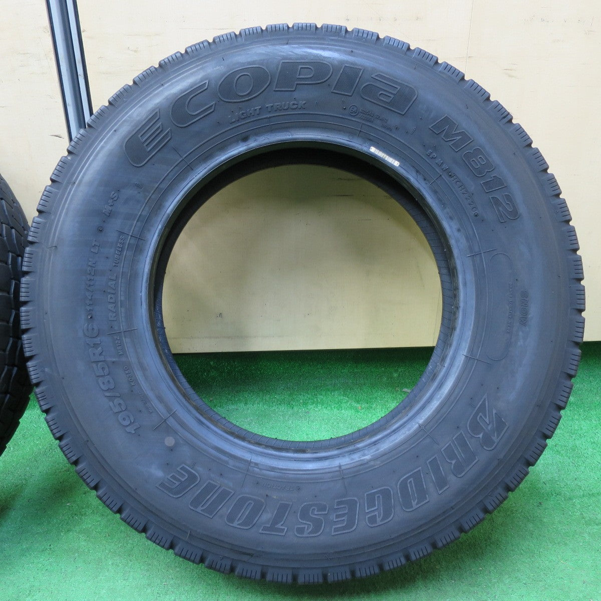 *送料無料* 4本価格！20年★トラック タイヤ 195/85R16 114/112N ブリヂストン エコピア M812 ミックス オールシーズン 16インチ★4071506イノタ