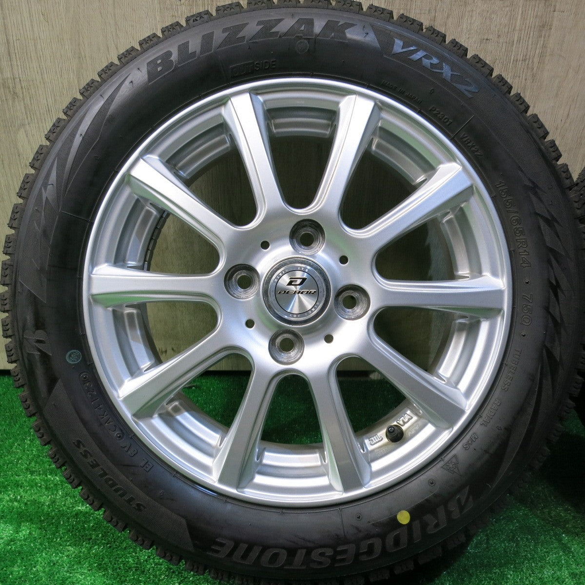 バリ溝！23年！キレイ！ほぼ10分★スタッドレス 155/65R14 ブリヂストン ブリザック VRX2 DEBOR 14インチ PCD100/4H★5110814HAス