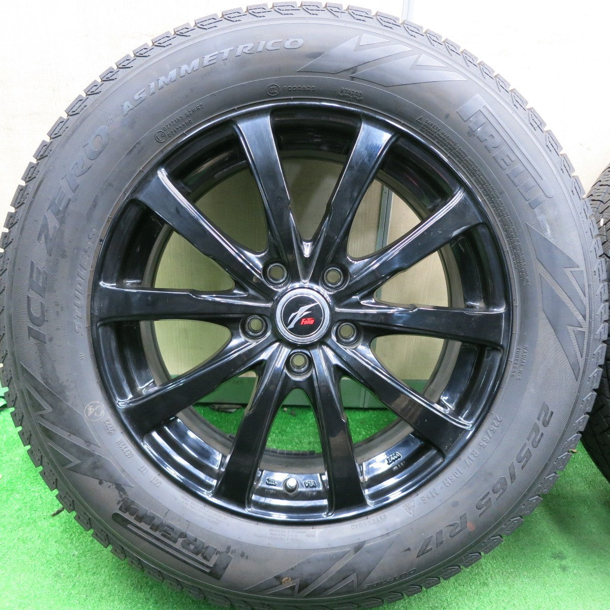 [送料無料] バリ溝！22年！9.5分以上★スタッドレス 225/65R17 ピレリ アイスゼロ アシンメトリコ Fang ファング 17インチ PCD114.3/5H★5011201HAス