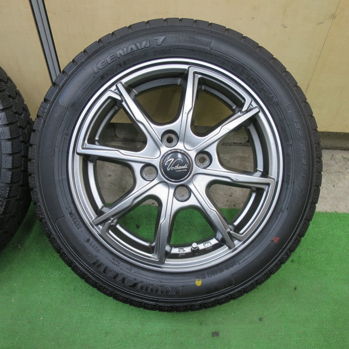 バリ溝！23年！9.5分以上★スタッドレス 155/65R14 グッドイヤー アイスナビ7 Verthandi ヴェルザンディ ヴェルサンディ 14インチ PCD100/4H★5112503TTス