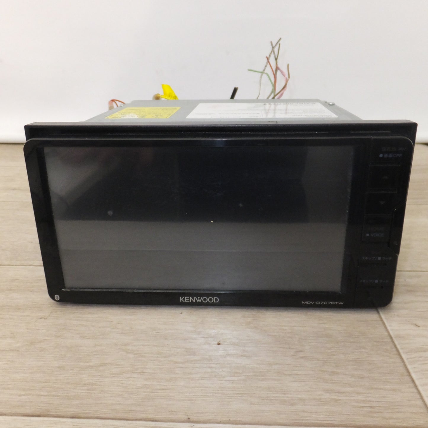 [送料無料] ★ケンウッド KENWOOD AVナビゲーションシステム MDV-D707BTW[42]★