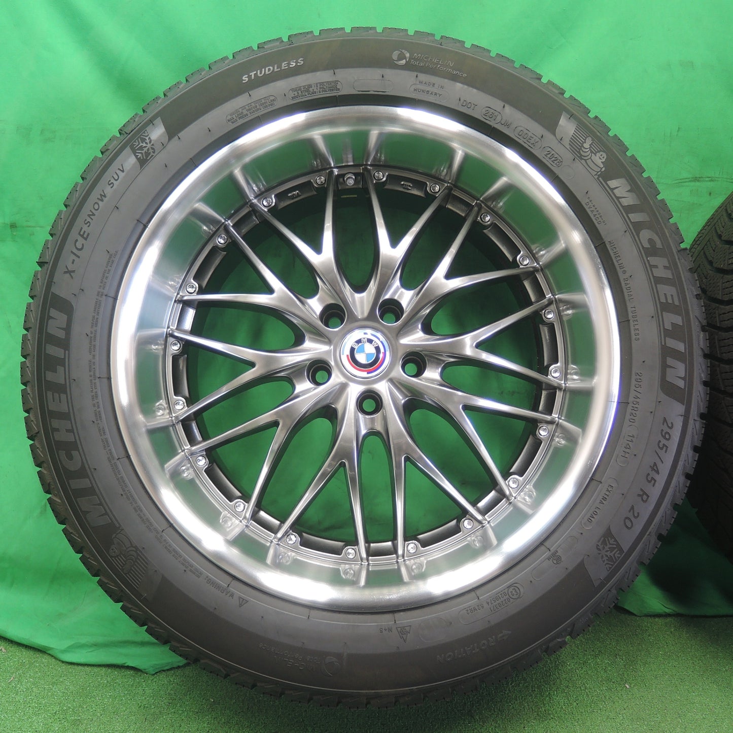 *送料無料* バリ溝！23年！キレイ！9.5分以上★BMW 等 K-force 265/50R20 295/45R20 スタッドレス ミシュラン X-ICE SNOW SUV 20インチ PCD120/5H★4060302ナス