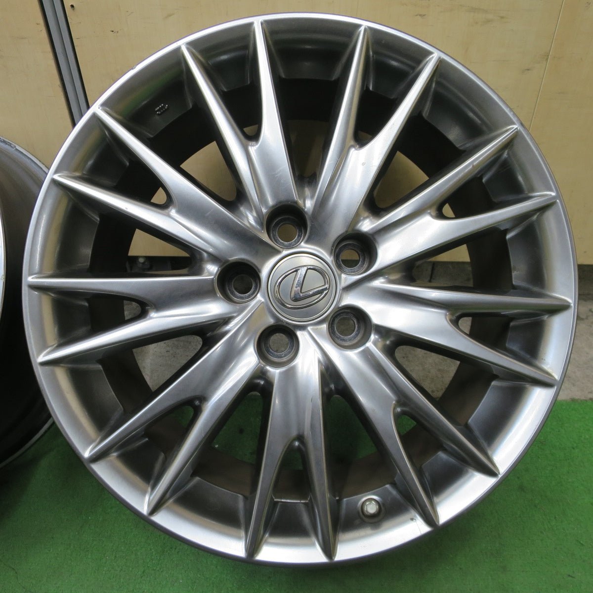 空気圧センサー付き◎レクサス GS バージョンL 純正 ホイール 18インチ 18×8J PCD114.3/5H◎6082804NGホ