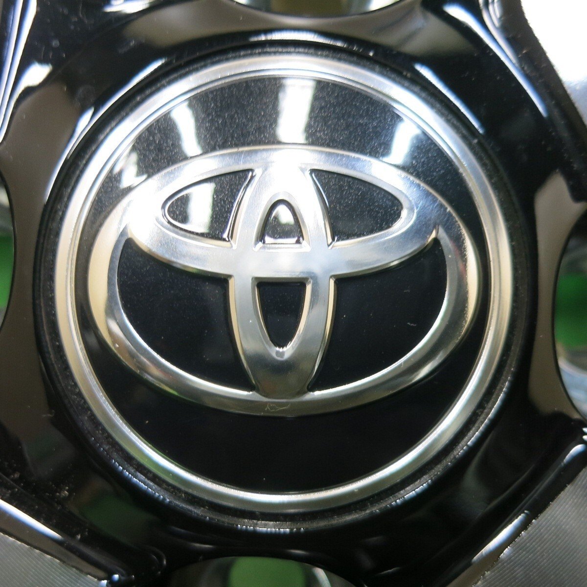 【新車外し】Toyota　ライズ　Z　ガソリン仕様　純正ホイール4本セット 新車外し！1本☆トヨタ ライズ Z グレード 純正 ホイール 17インチ 17