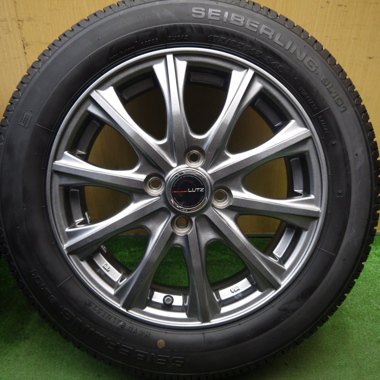 バリ溝！25年！キレイ！ほぼ10分★175/65R15 セイバーリング SL101 LUTZ weds 社外 アルミ ウェッズ 15インチ PCD100/4H★5080102Hノ