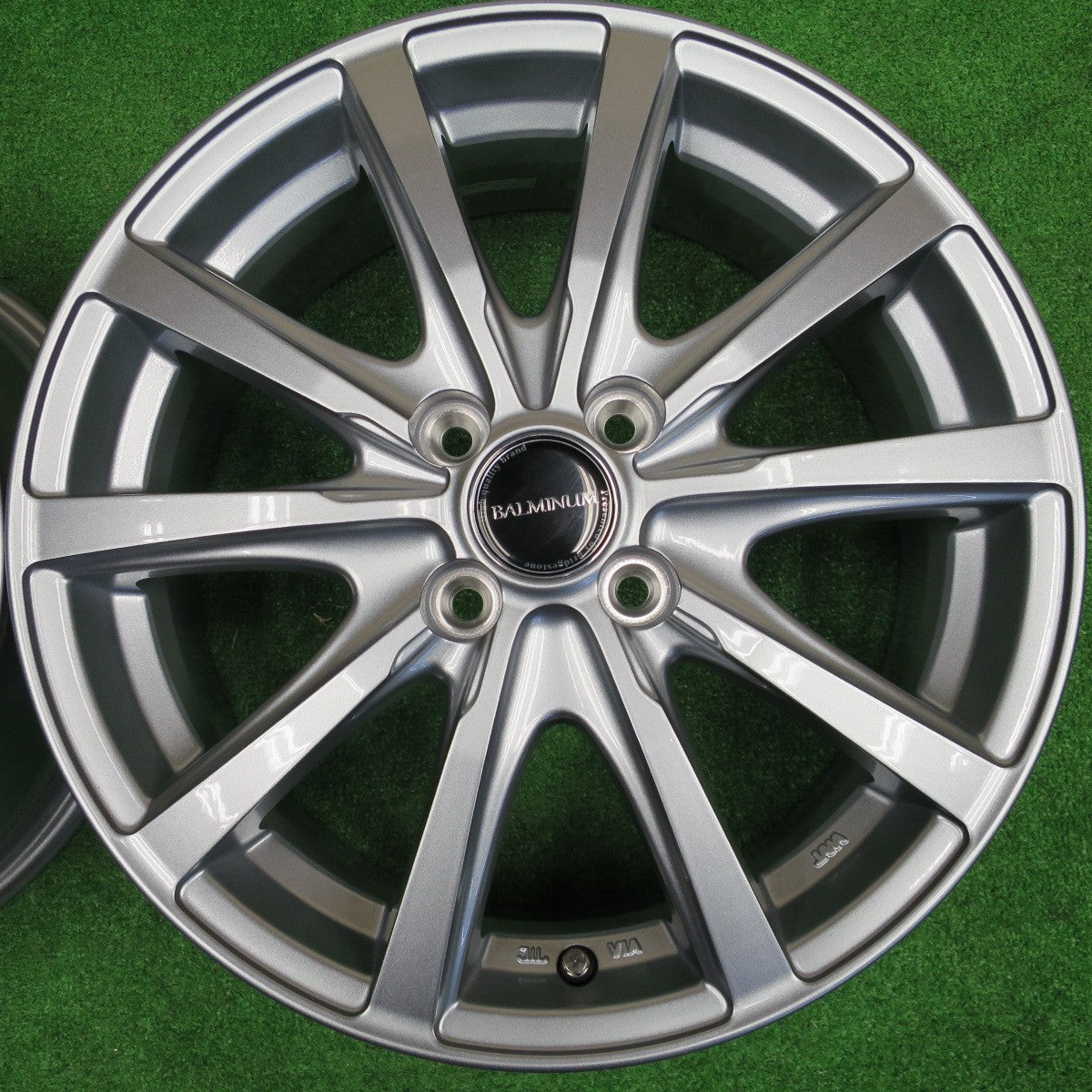 未使用★BALMINUM LS10 バルミナ 16インチ ホイール 16×6J PCD100/4H★6010502NKホ