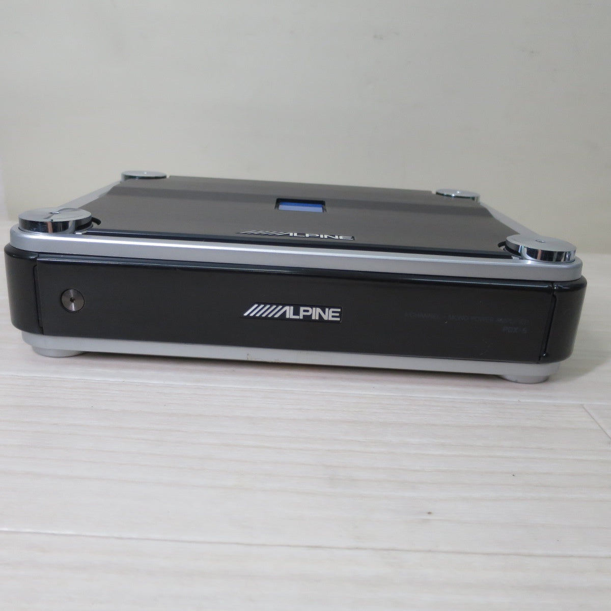 [送料無料] ☆ALPINE 75W×4ch＋1ch デジタル パワー アンプ PDX-5 車載 用 カー オーディオ アンプ アルパイン 現状品☆