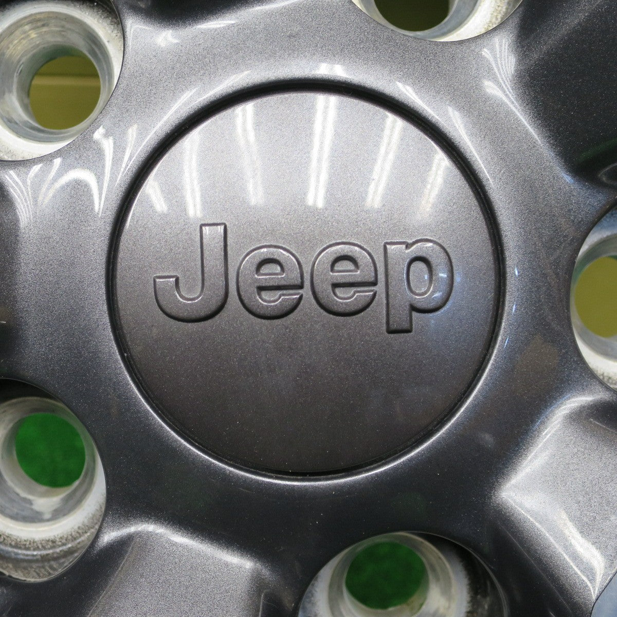 キレイ★JEEP ジープ JL ラングラー アンリミテッド サハラ 純正 ホイール 18インチ 18×7.5J PCD127/5H★5111502NKホ