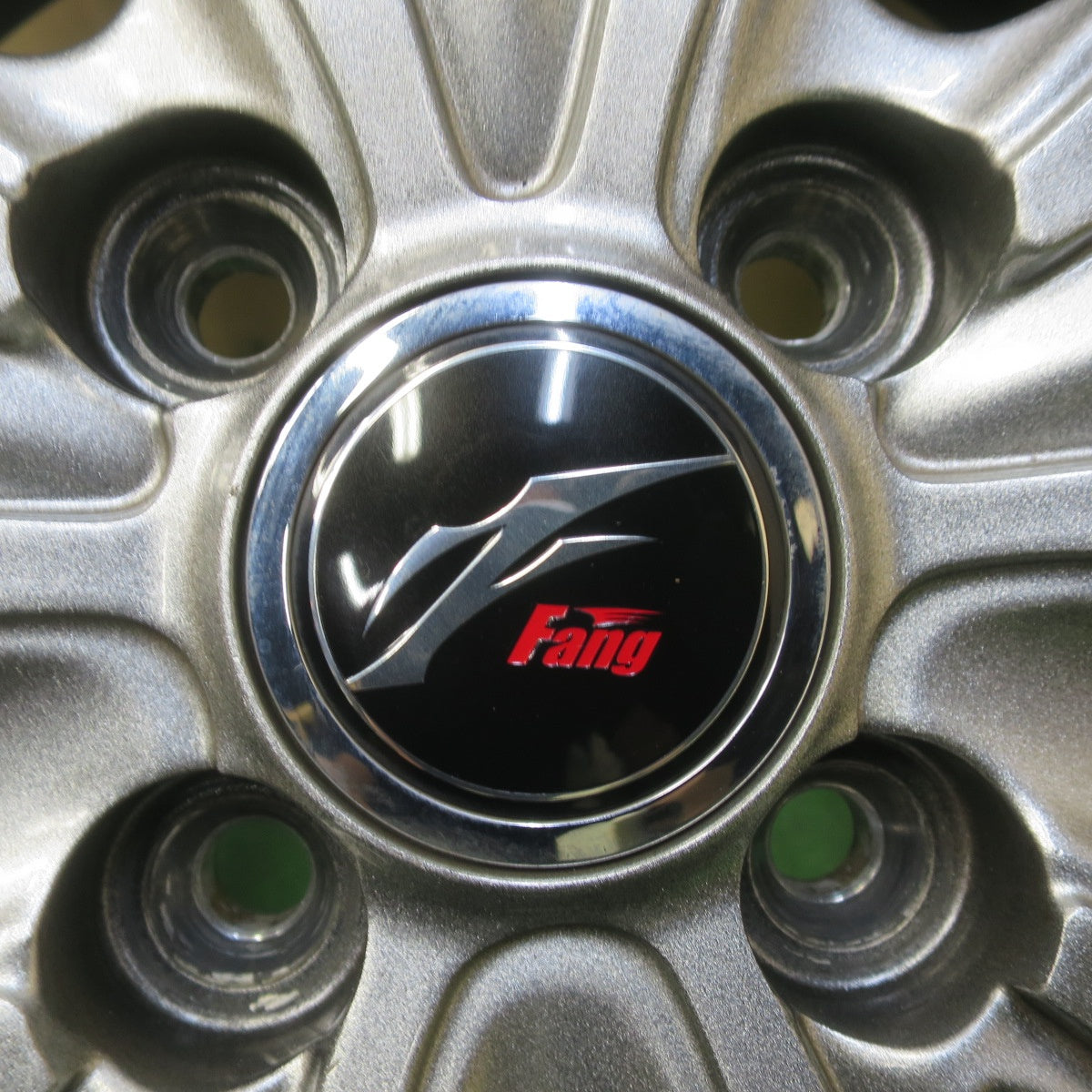 バリ溝！キレイ！9分◎スタッドレス 155/65R14 アイスフロンテージ トーヨー Fang ファング 14インチ PCD100/4H◎6072001イス