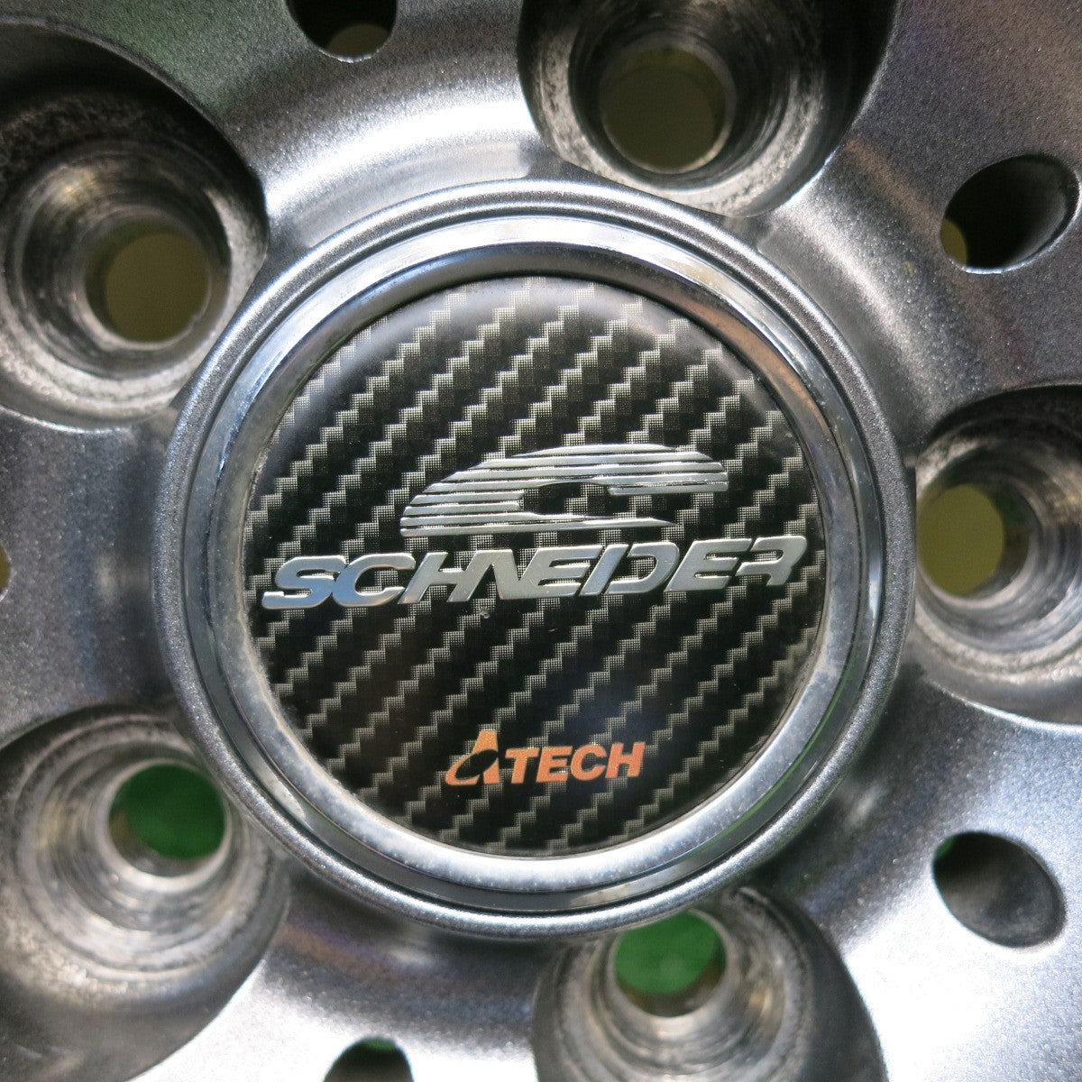 バリ溝！23年！キレイ！9.5分★プリウス 等 195/65R15 スタッドレス トーヨー オブザーブ ガリット GIZ SCHNEIDER シュナイダー 15インチ PCD100/5H★6052308HAス