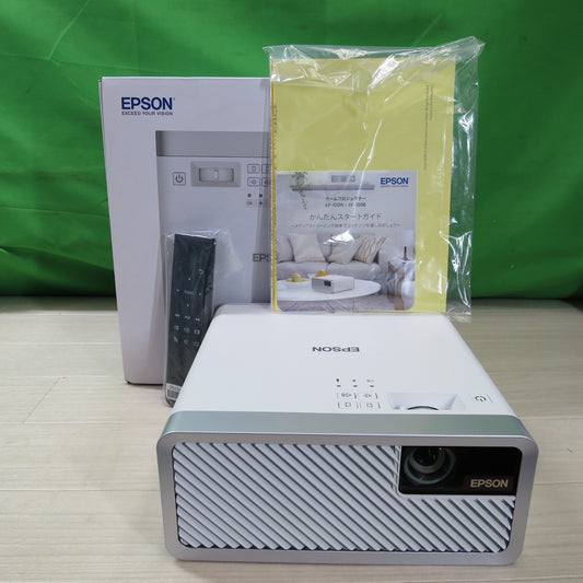 [送料無料] 美品☆エプソン ホーム プロジェクター EF-100W ランプ稼働時間 21時間 外箱 コード リモコン 付き ホワイト エプソン☆