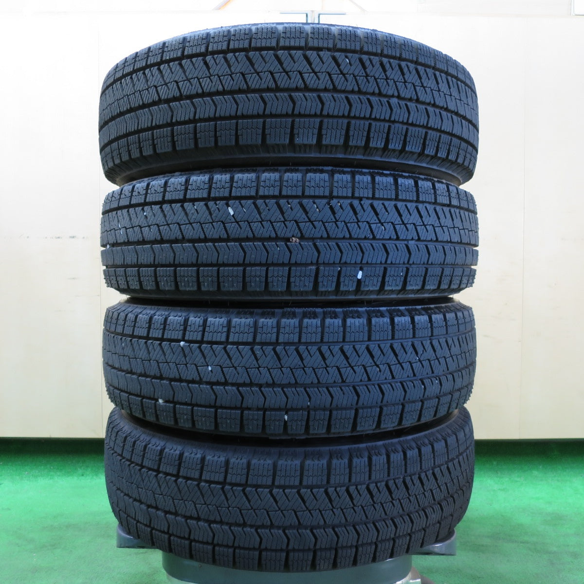 *送料無料* バリ溝！23年！キレイ！ほぼ10分★スタッドレス 155/65R14 ブリヂストン ブリザック VRX2 社外 アルミ 14インチ PCD100/4H★4060507イス