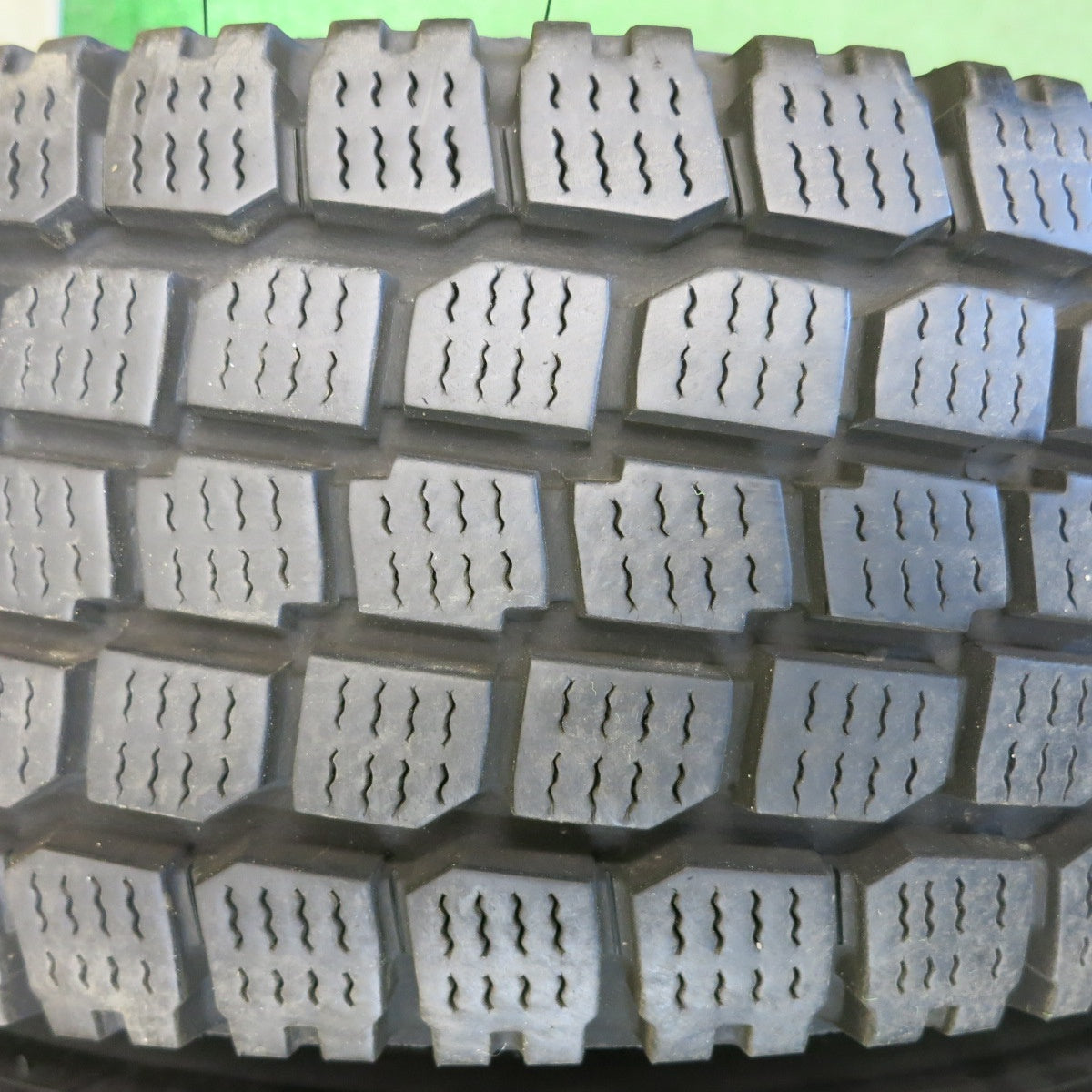バリ溝！キレイ！9.5分◎スタッドレス 165R13 6PR ヨコハマ SY01 スチール ホイール 13インチ PCD100/4H◎6073001HAス