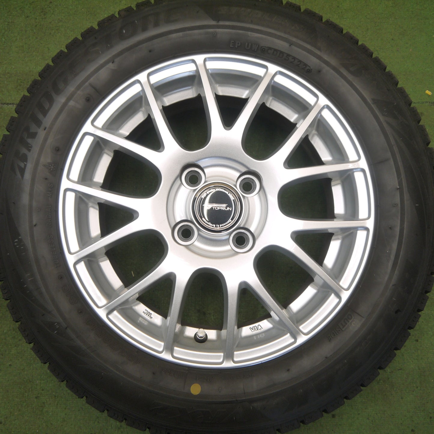 バリ溝！22年！キレイ！ほぼ10分★スタッドレス 165/70R14 ブリヂストン ブリザック VRX2 TOPRUN トップラン 14インチ PCD100/4H★6060202Hス