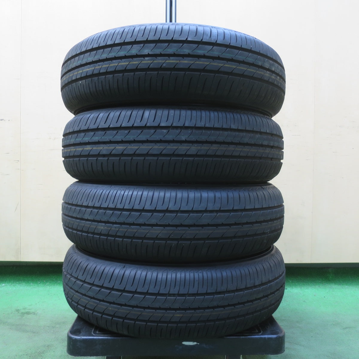 新車外し！24年★155/65R14 トーヨー ナノエナジー 3 B タイヤ 14インチ ムーブ タント ワゴンR N-BOX スペーシア デイズ ウェイク 等★6012708イノタ
