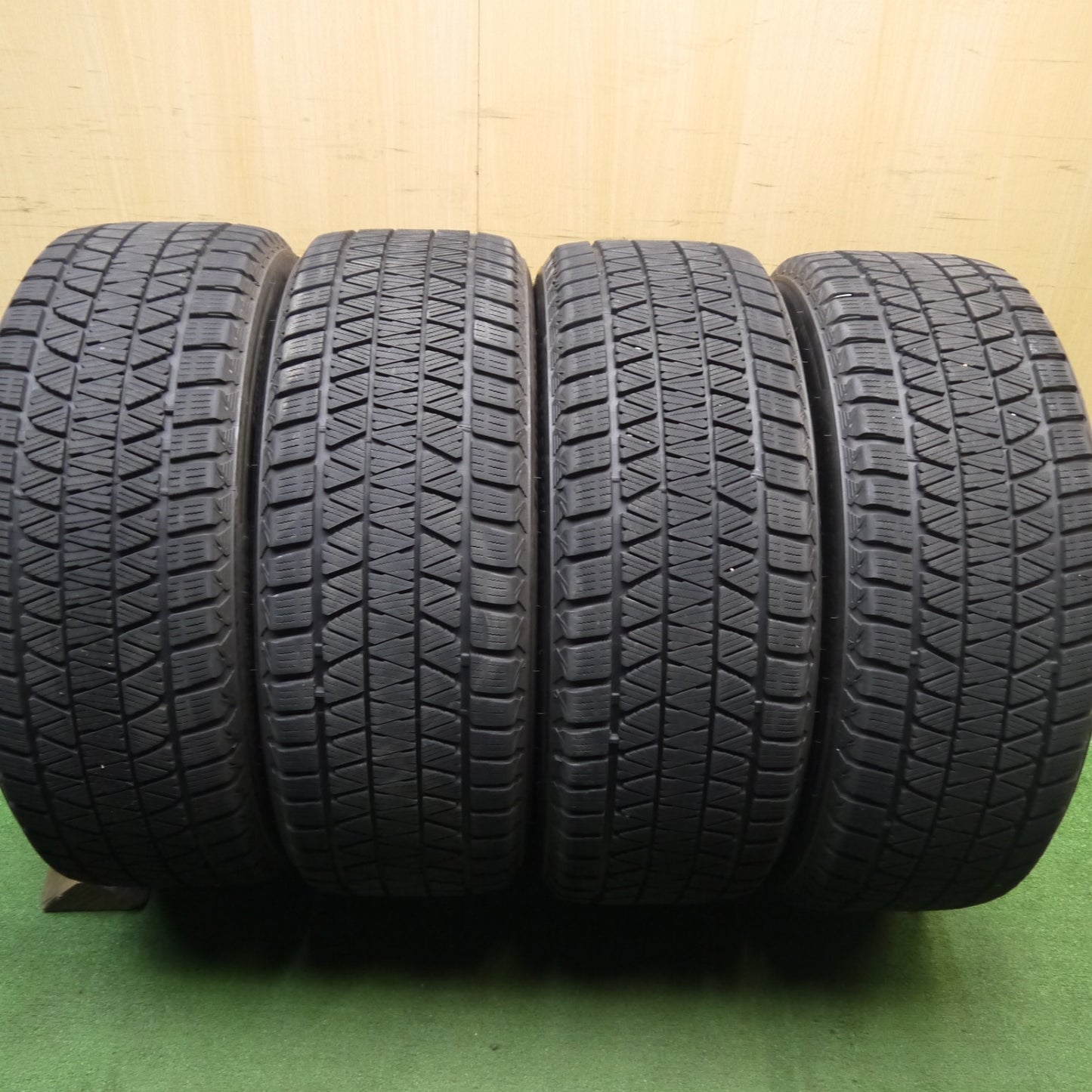センサー付！バリ溝！22年！キレイ！8.5分★レクサス LS 純正 OP 245/45R20 スタッドレス ブリヂストン ブリザック DM-V3 20インチ PCD120/5H★6021601Hス