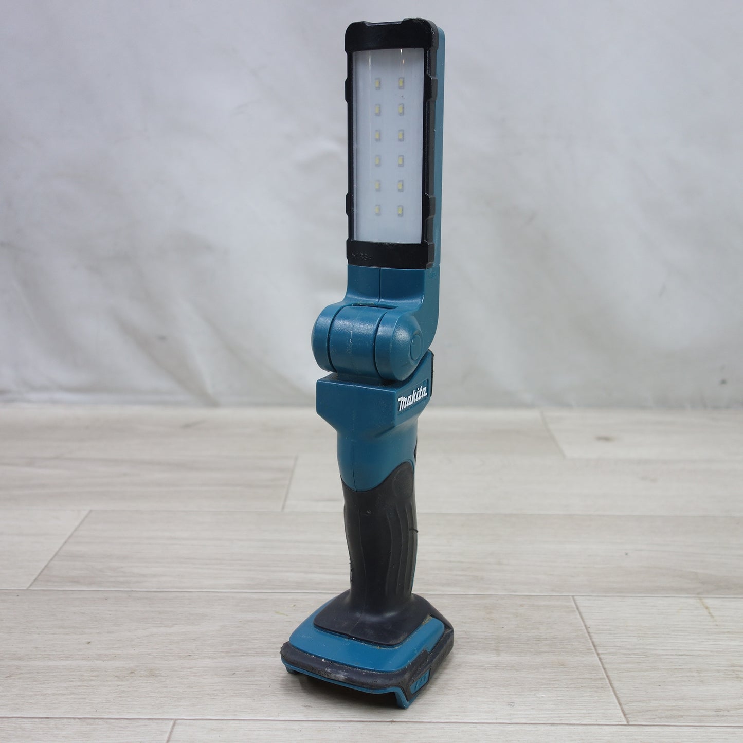 [送料無料] ◆マキタ 充電式 LED ワークライト ML801 18V/14.4V 照明 作業 コードレス Makita◆