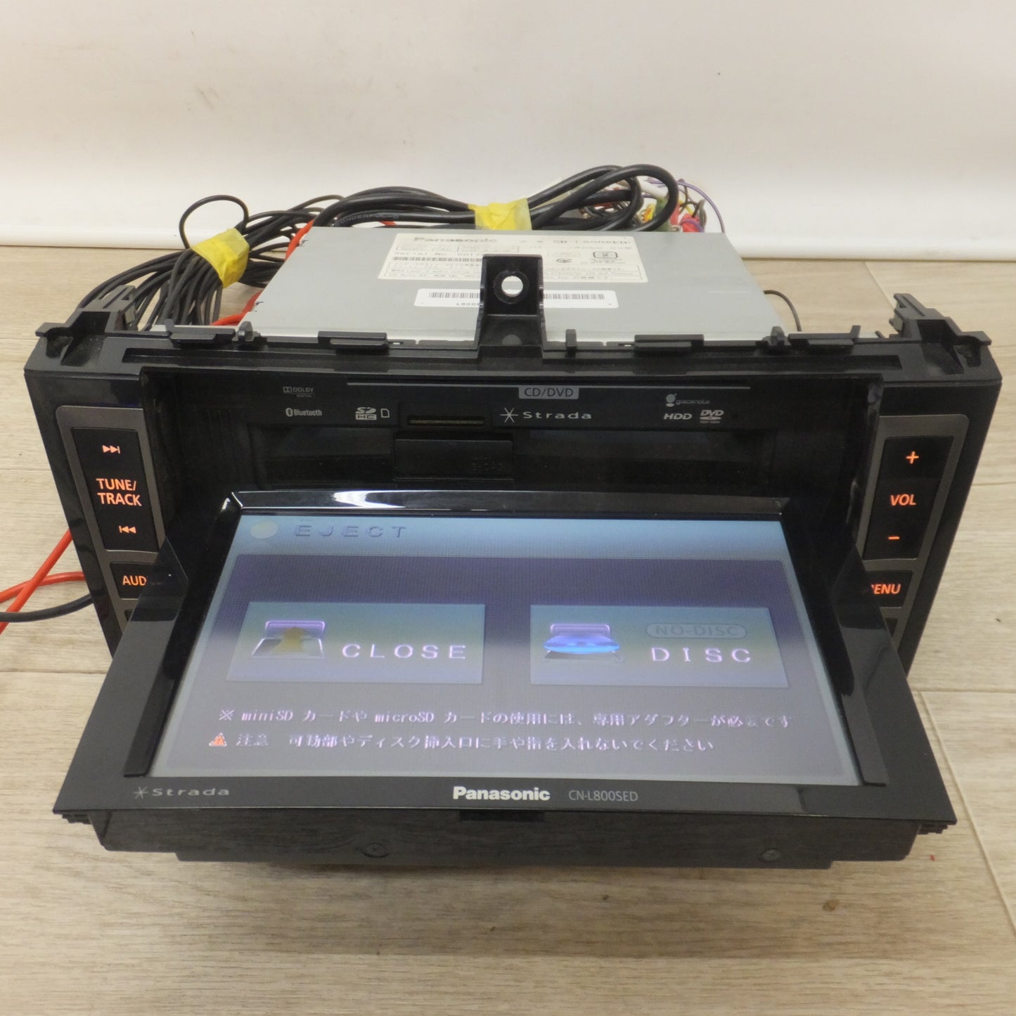 [送料無料] ★パナソニック Panasonic HDDカーナビステーション Strada CN-L800SED　日産 セレナ 専用(71)★