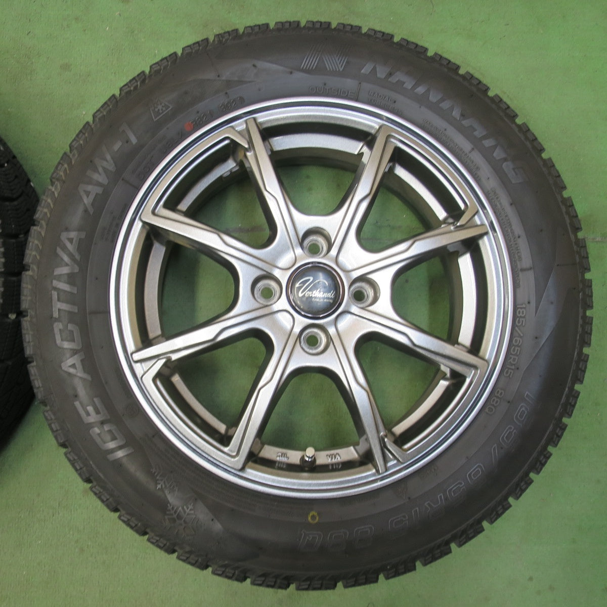 バリ溝！キレイ！9.5分★スタッドレス 185/65R15 ナンカン アイスアクティバ AW-1 Verthandi ヴェルザンディ ヴェルサンディ 15インチ PCD100/4H★6022110イス