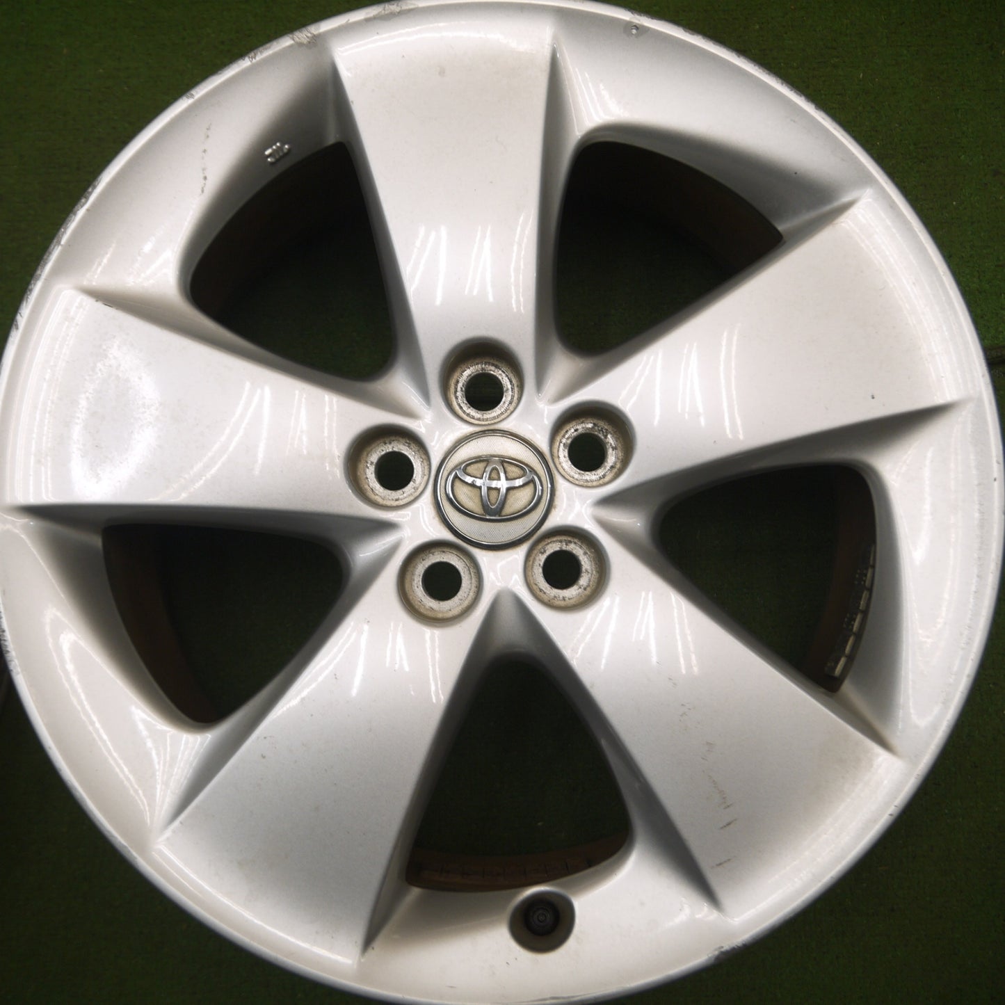 *送料無料* 4本価格★トヨタ 30系 プリウス S ツーリング 純正 ホイール 17インチ 17×7J PCD100/5H★4050809Hホ
