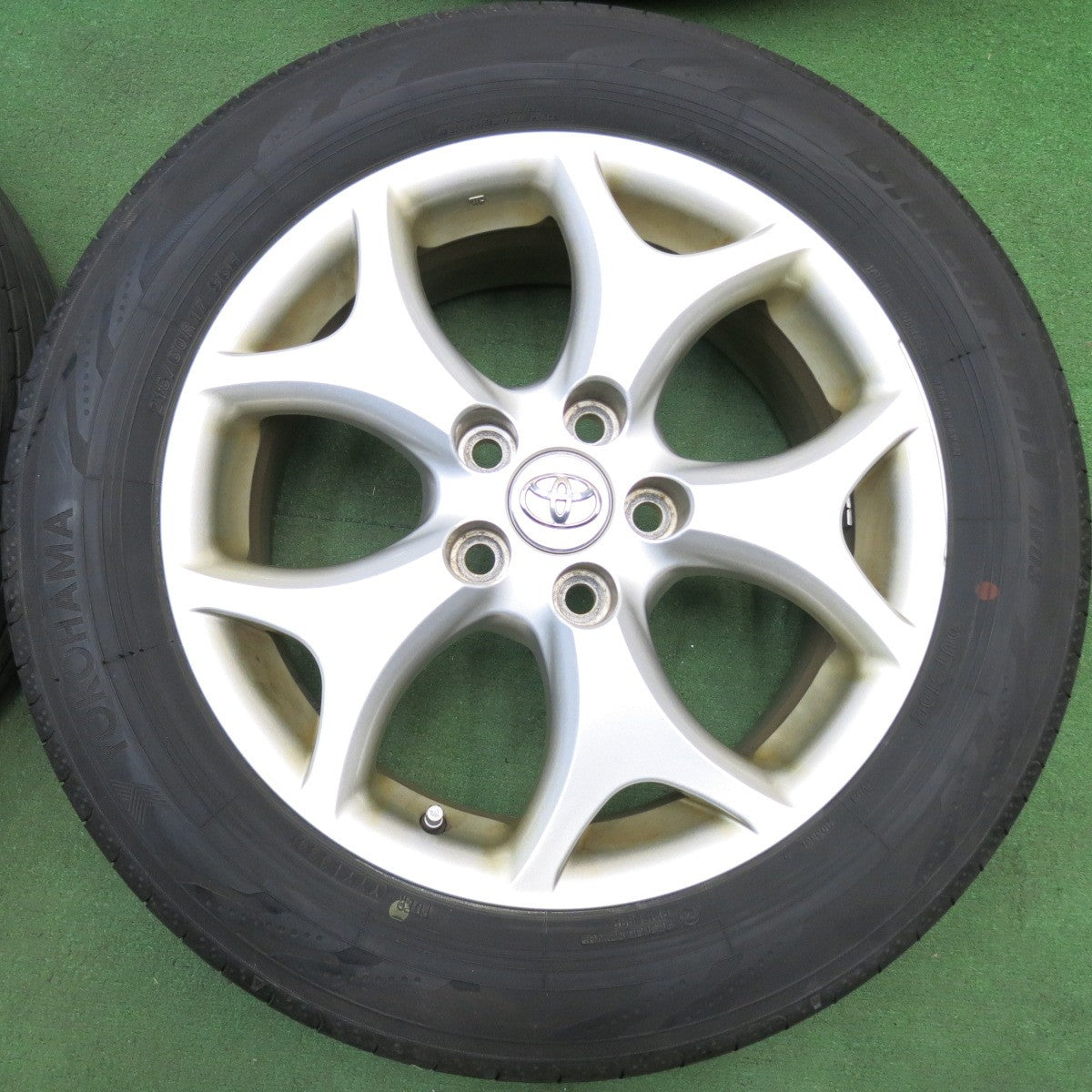 バリ溝！24年！9分★トヨタ 50系 エスティマ 純正 215/60R17 ヨコハマ BluEarth-RV RV03 ブルーアース 17インチ PCD114.3/5H★6032302HAノ