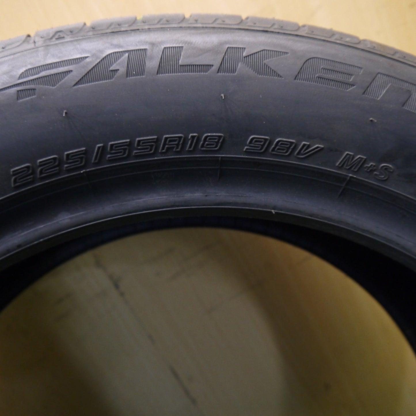 未使用！25年！1本★225/55R18 ファルケン ZIEX ZE001A A/S タイヤ 18インチ デリカ D:5 フォレスター クロストレック レイバック 等★6040305Hノタ