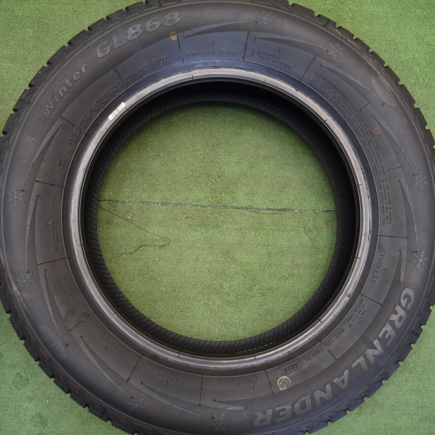 未使用！24年★スタッドレス 195/65R15 グリンランダー ウインター GL868 タイヤ 15インチ プリウス カローラ インプレッサ ノア ヴォクシー ステップワゴン 等★6051201Hスタ