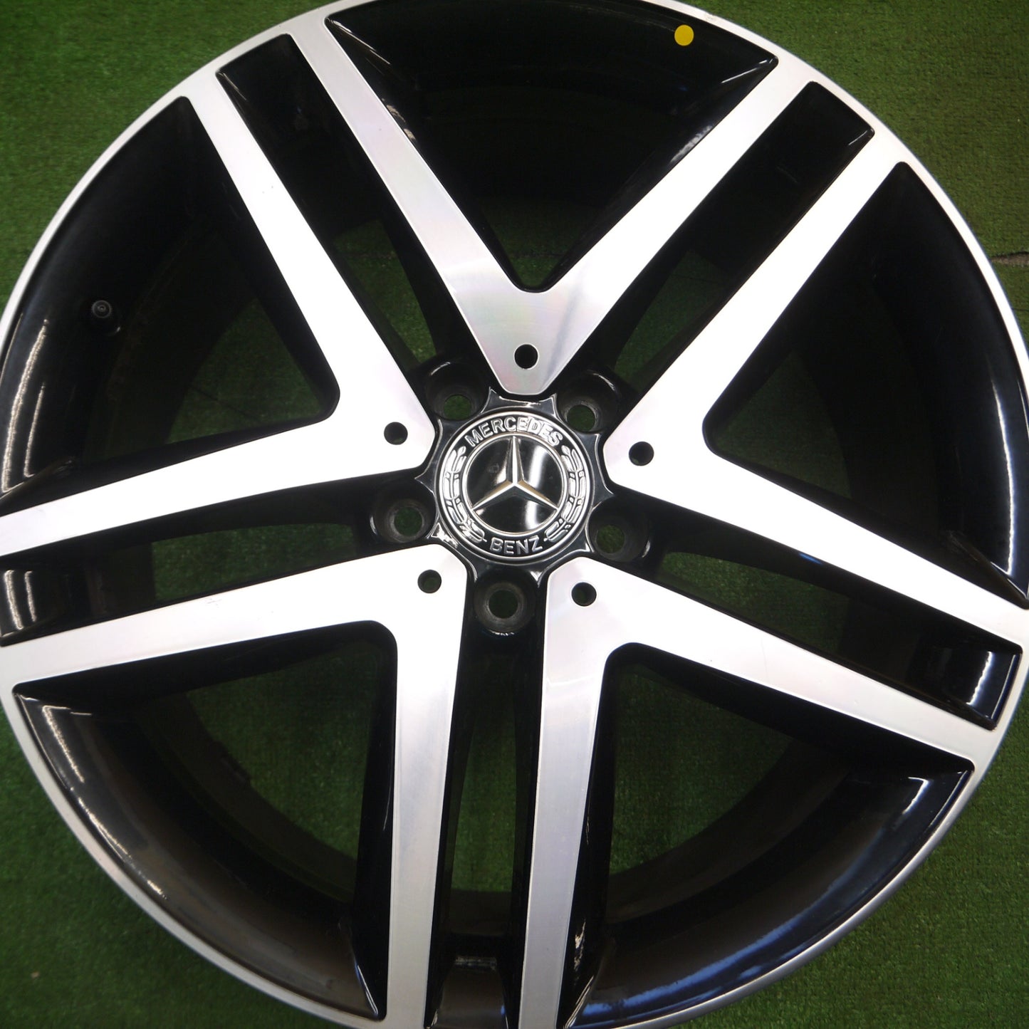 [送料無料] キレイ★ベンツ Vクラス W447 純正 ホイール 19インチ 19×8J PCD112/5H★5012902Hホ
