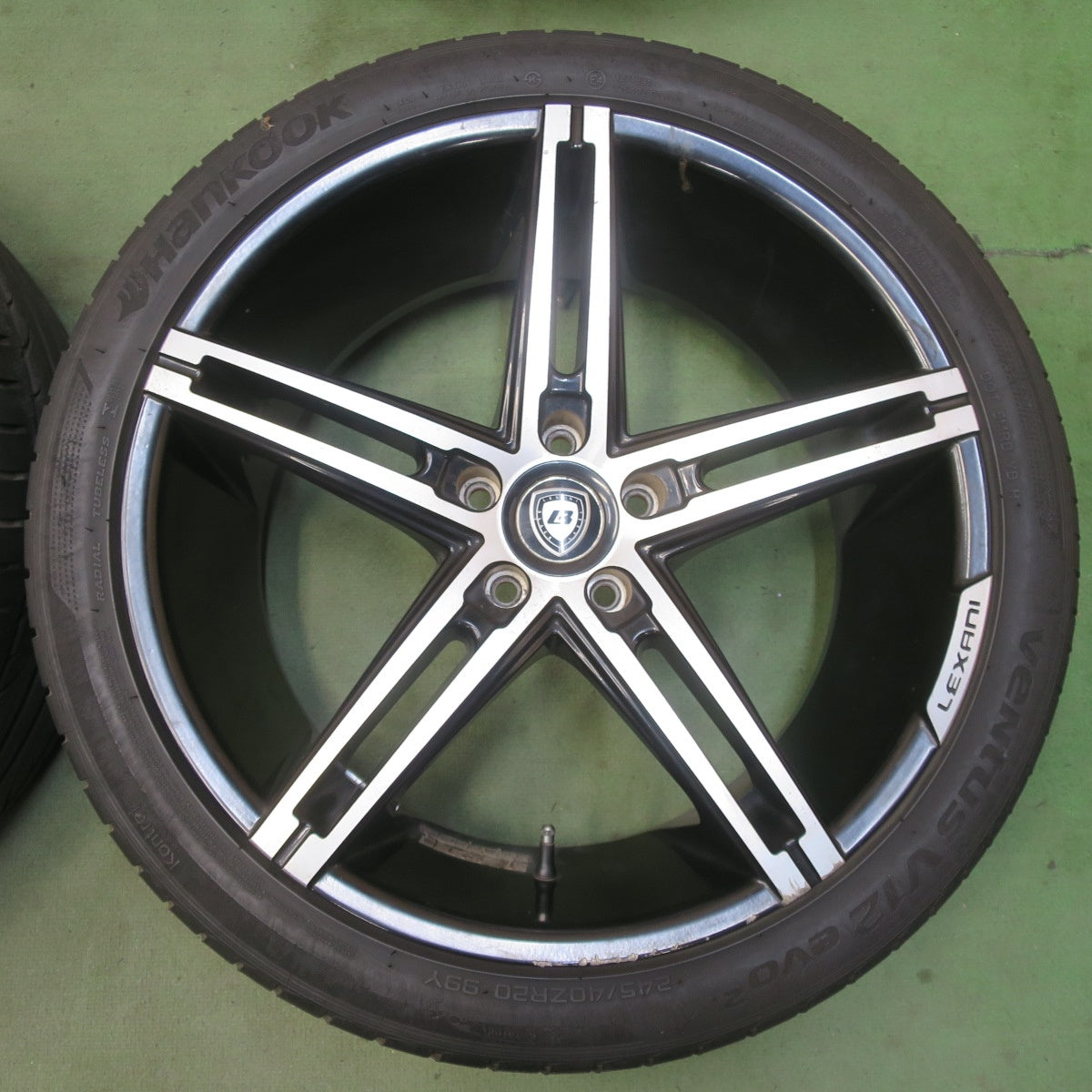 4本価格！22年◎245/40R20 ハンコック ベンタス V12 evo2 LEXANI レグザーニ 20インチ PCD114.3/5H◎6061801イノ