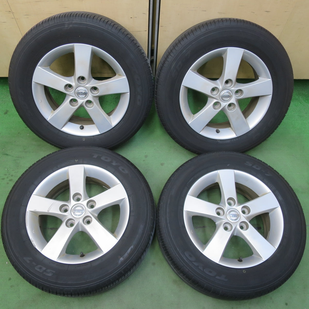 バリ溝！22年！9分★日産 ラフェスタ ハイウェイスター 純正 195/65R15 トーヨー SD-7 15インチ PCD114.3/5H★6022813イノ