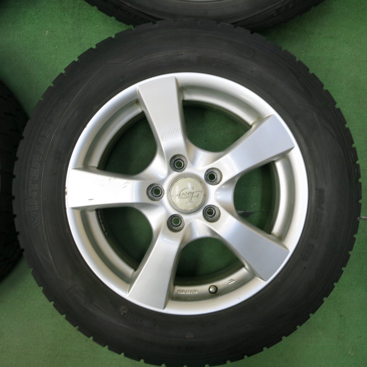 [送料無料] 4本価格★スタッドレス 215/60R16 ダンロップ ウインターマックス WM01 GRASS グラス 16インチ PCD114.3/5H★4100210SYス