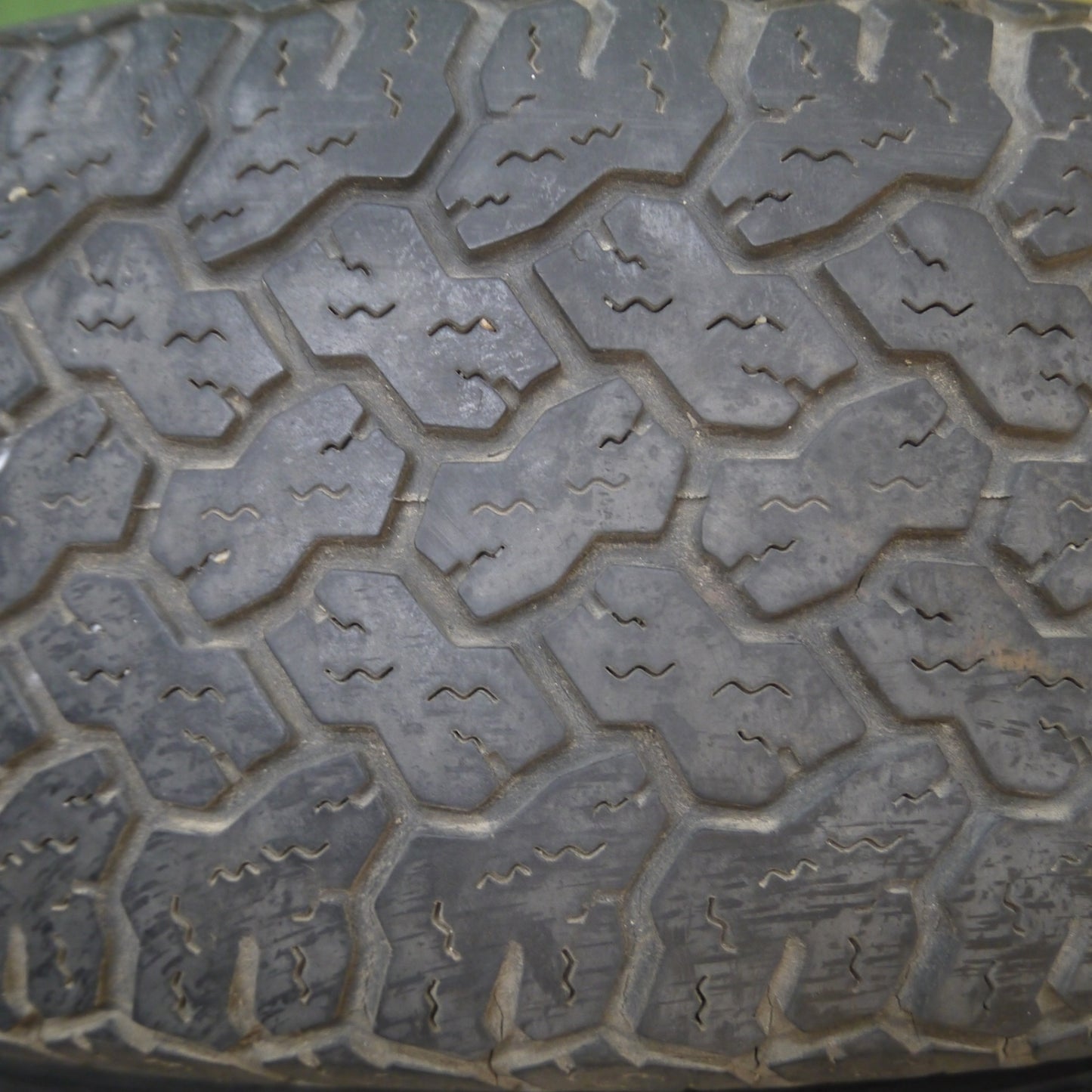*送料無料* 希少★旧車 マツダ サバンナ RX-7 SA22C 純正 195/70R13 ブリヂストン RD-207 STEEL 13インチ PCD110/4H★4070906Hノ