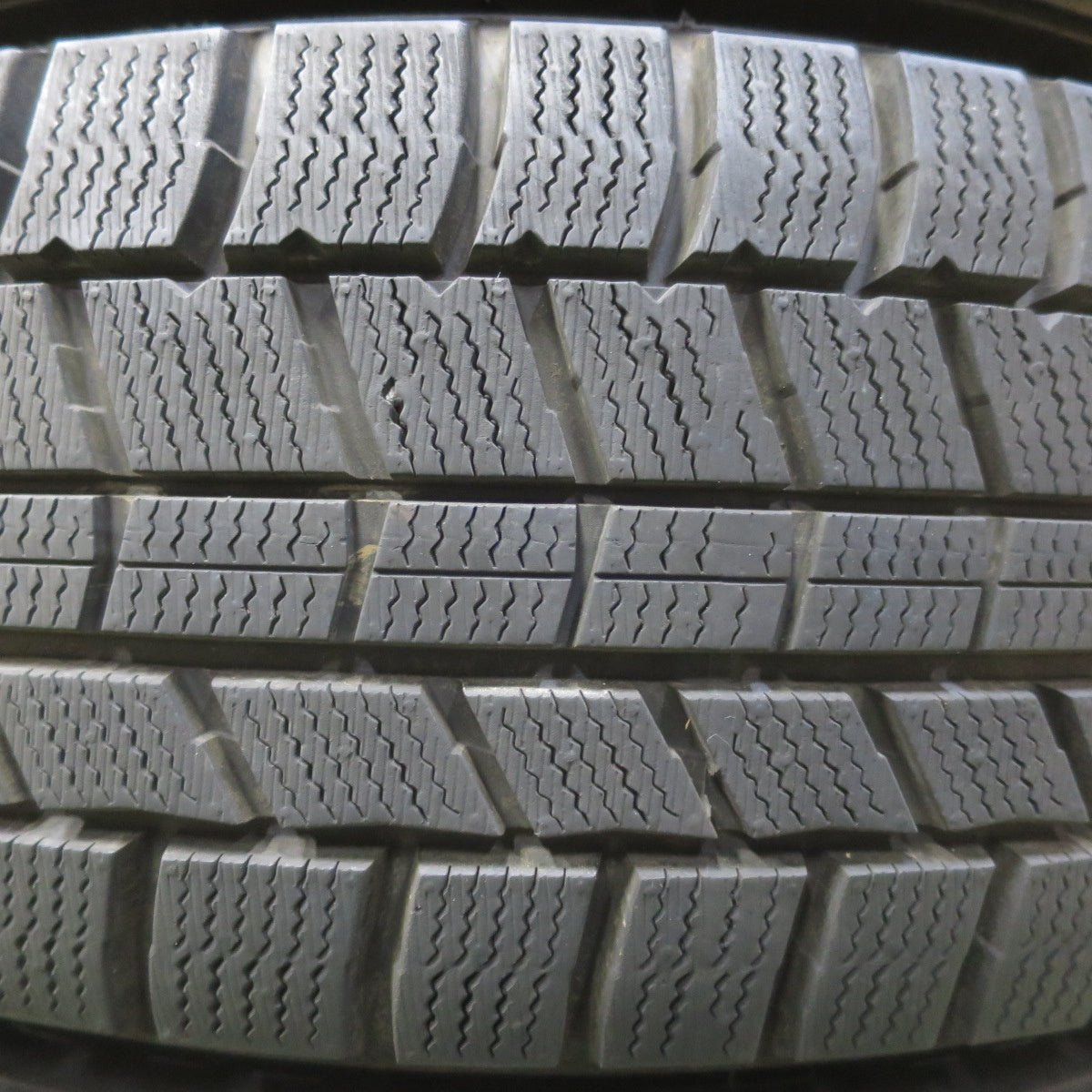 超バリ溝！23年！キレイ！ほぼ10分★プリウス 等 195/65R15 スタッドレス オートバックス ノーストレック N5 JOKER ジョーカー 15インチ PCD100/5H★6060410イス
